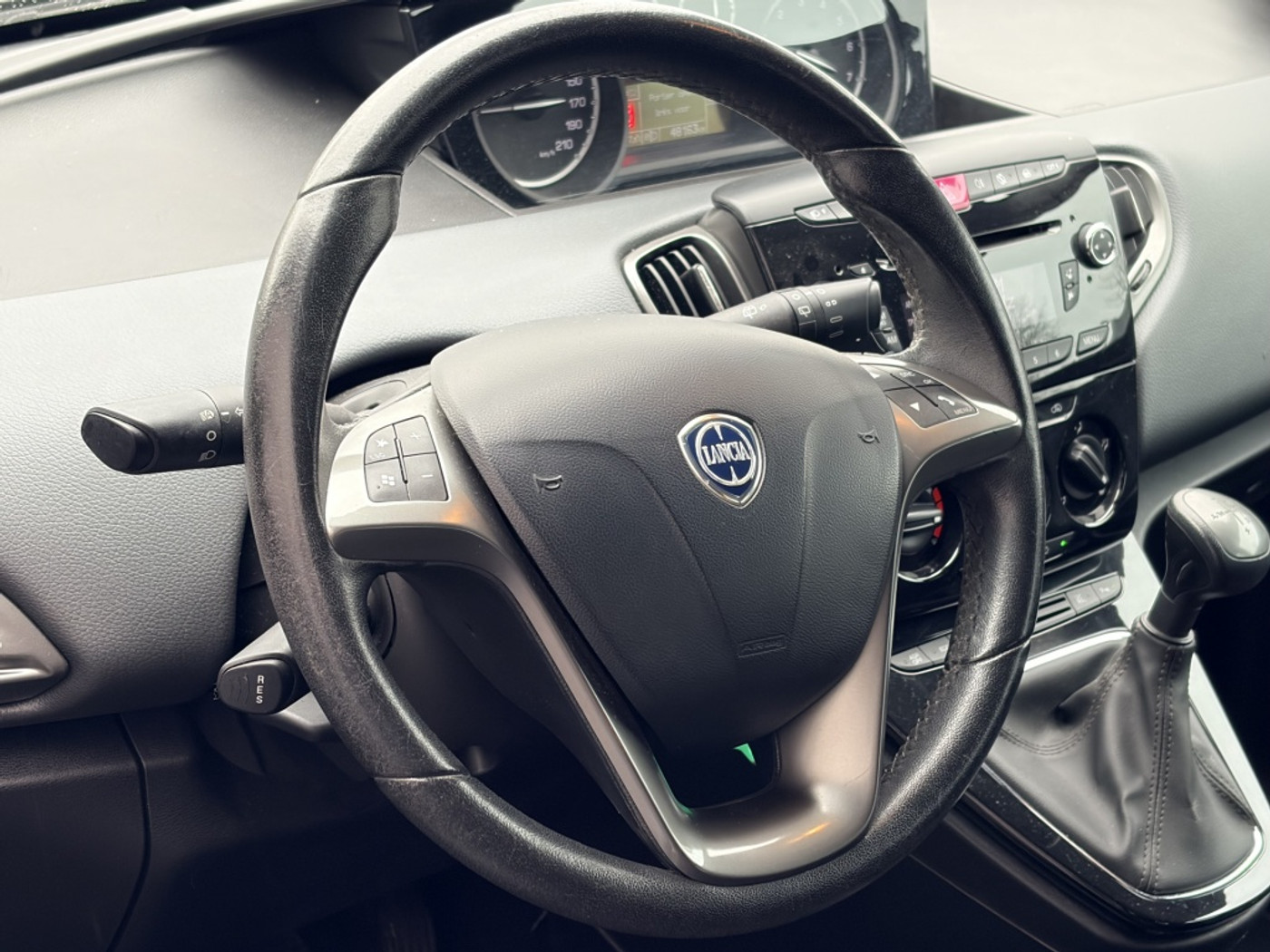 Foto van Lancia Ypsilon