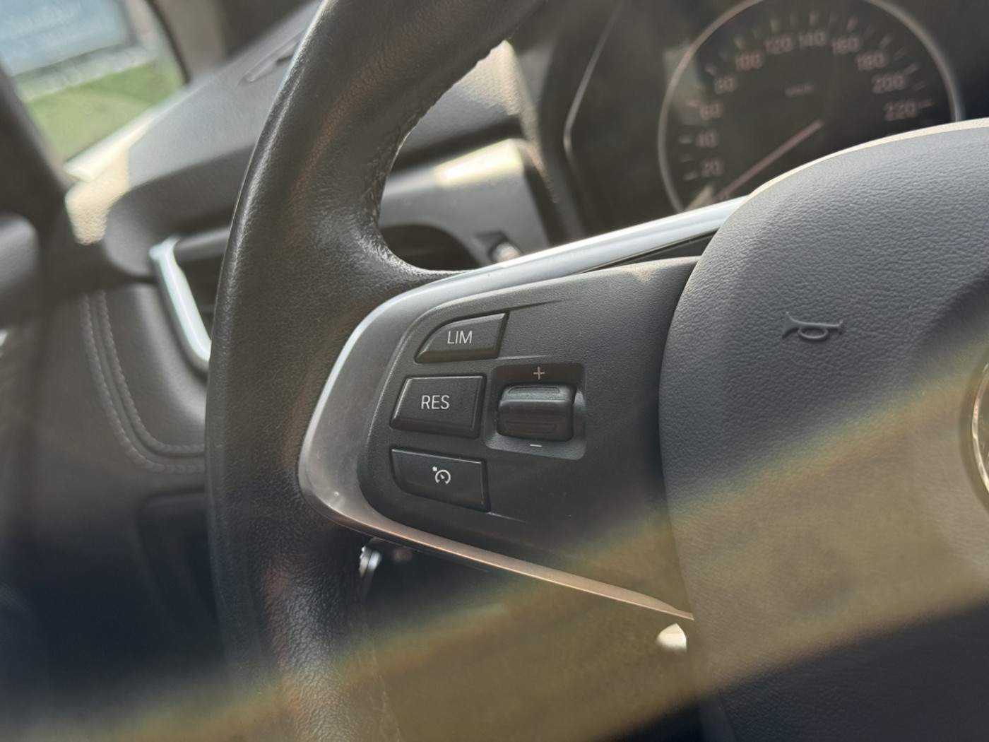 Foto van BMW 220i Active Tourer