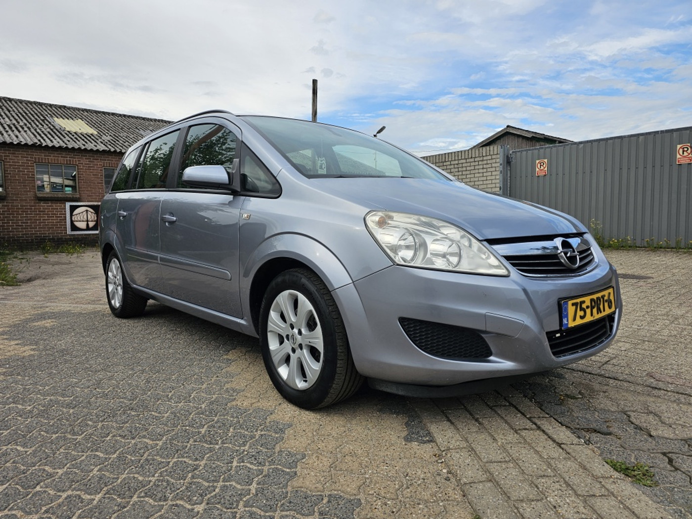 Foto van Opel Zafira