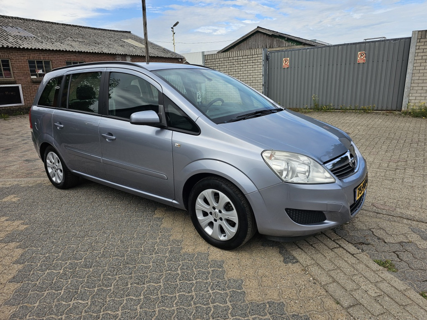 Foto van Opel Zafira