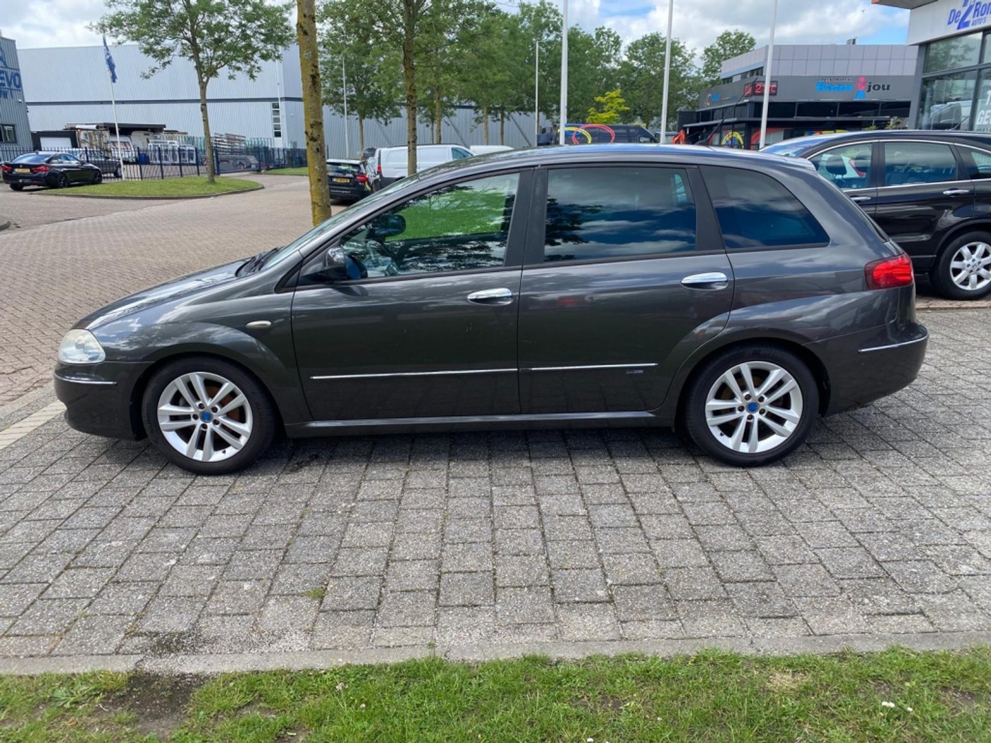 Foto van Fiat Fiat Croma