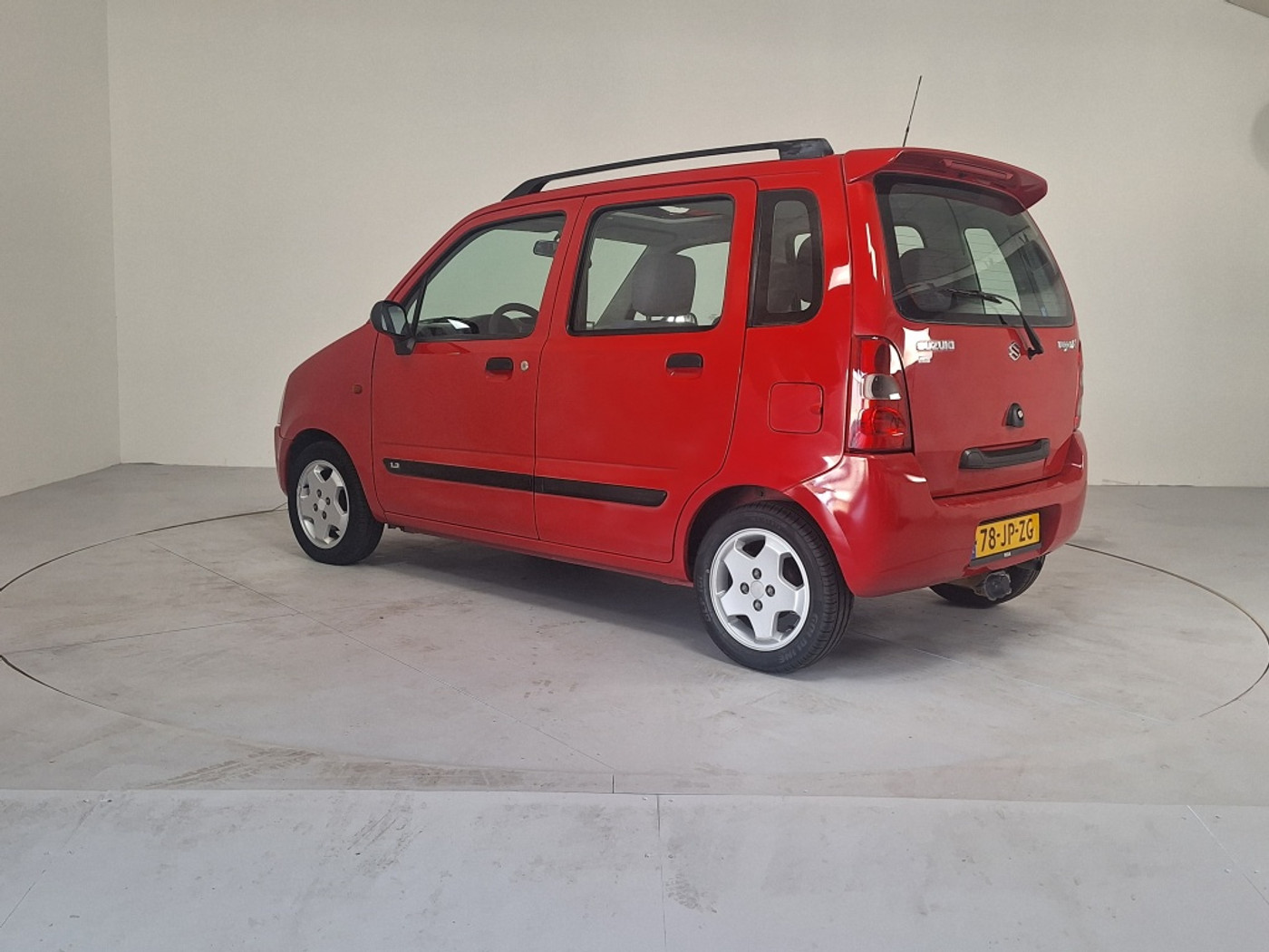 Foto van Suzuki Wagon R