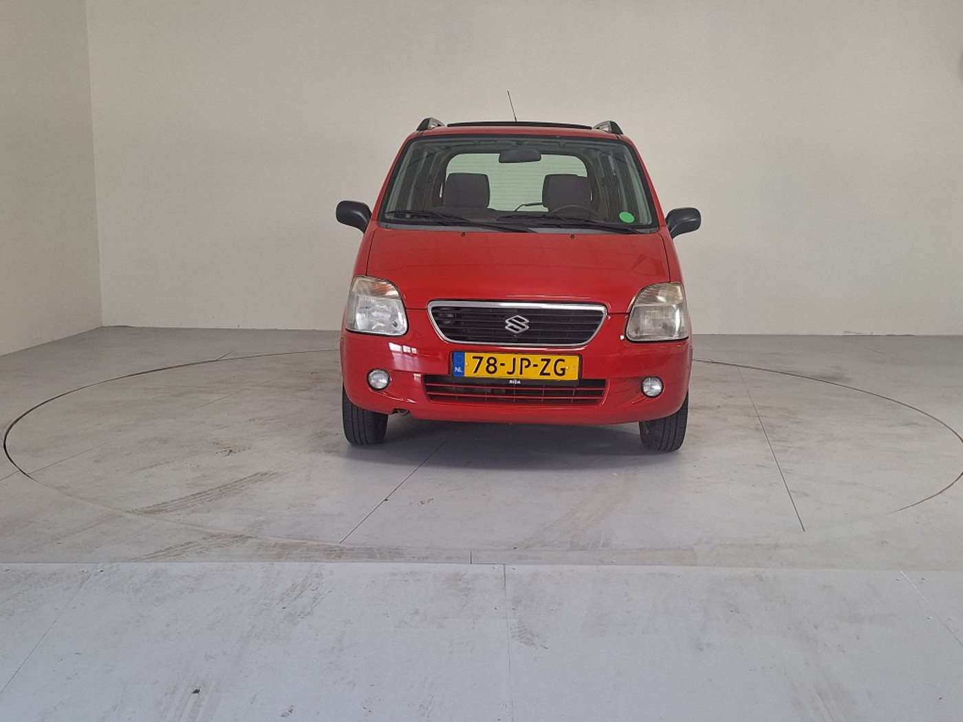 Foto van Suzuki Wagon R