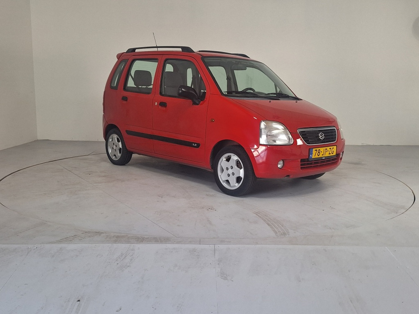 Foto van Suzuki Wagon R