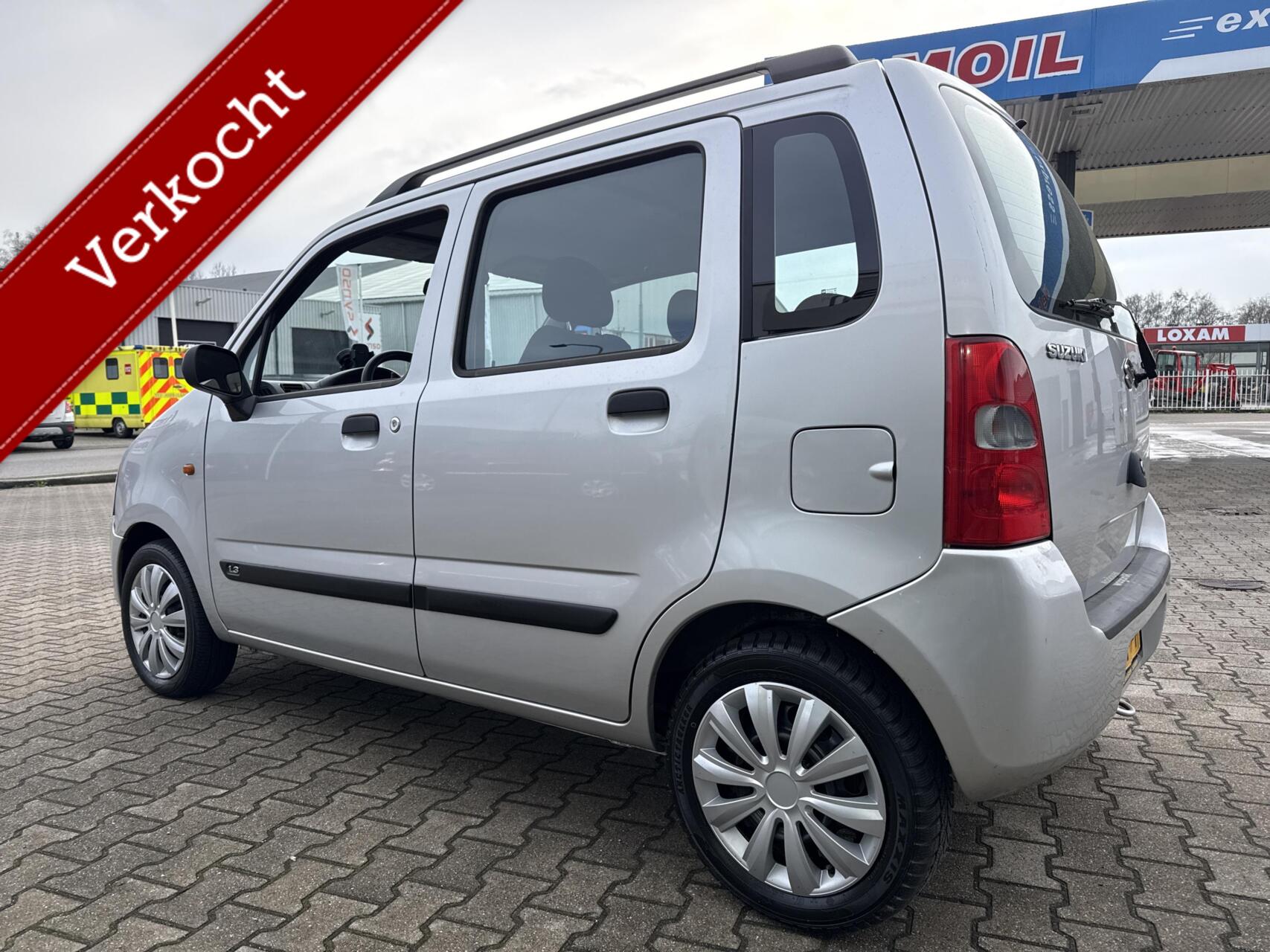 Foto van Suzuki Wagon R