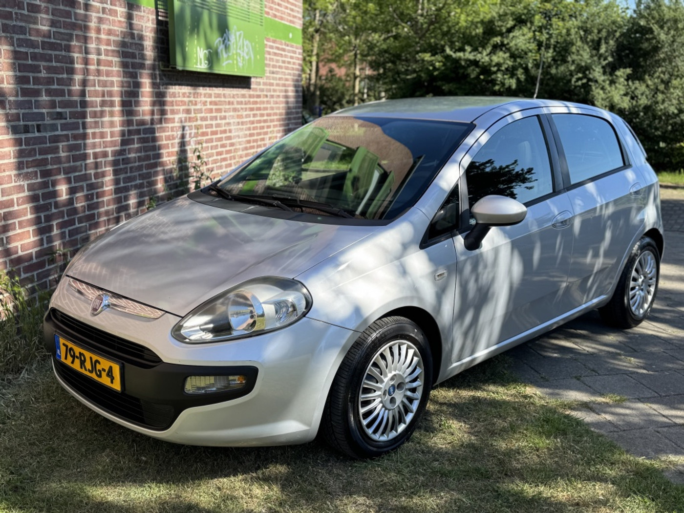 Fiat Fiat Punto 1.3 M-Jet Dyn*2011*Airco|Cruise|Nap 2011 - voorkant