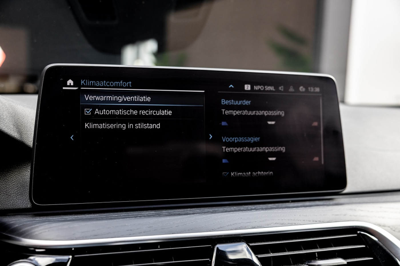 Foto van BMW 545e xDrive
