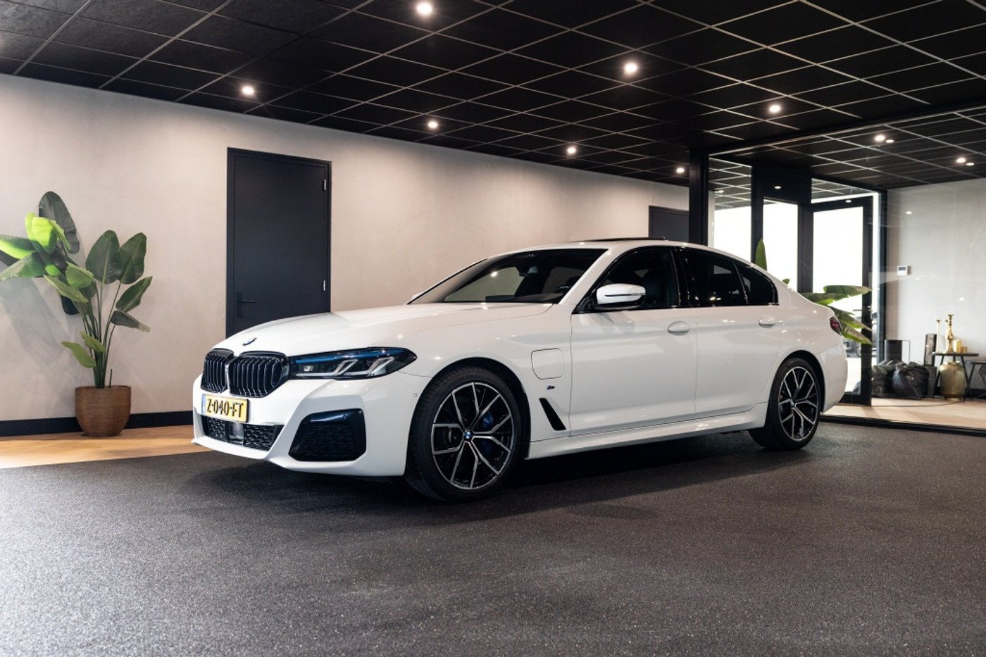 Foto van BMW 545e xDrive