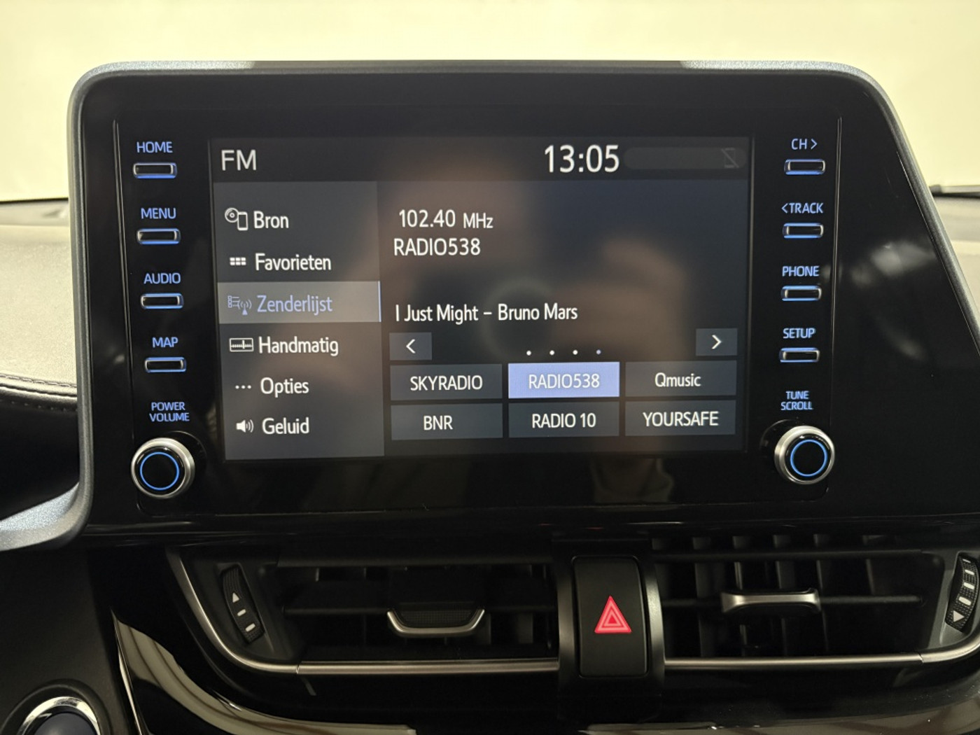 Foto van Toyota C-hr