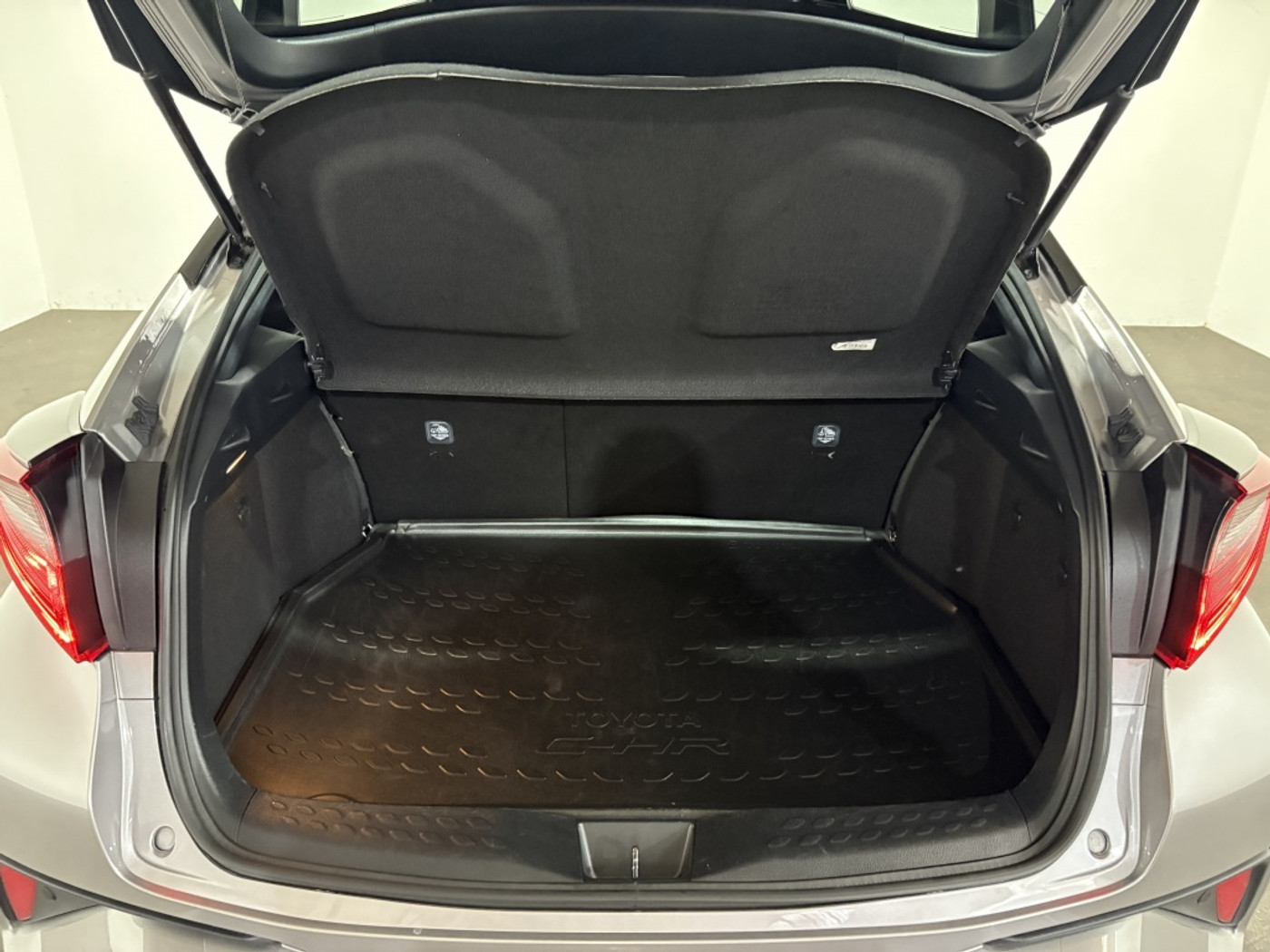 Foto van Toyota C-hr