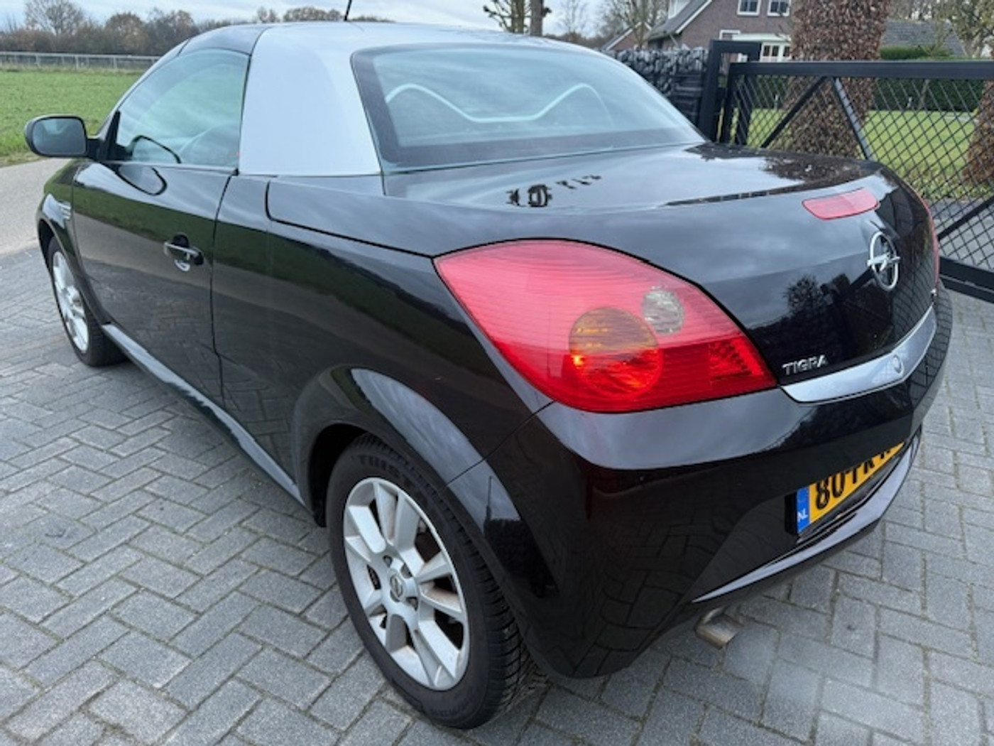 Foto van Opel Tigra Twintop