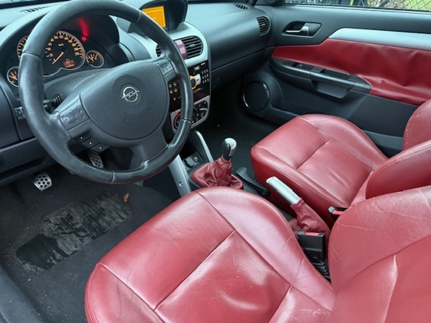 Foto van Opel Tigra Twintop