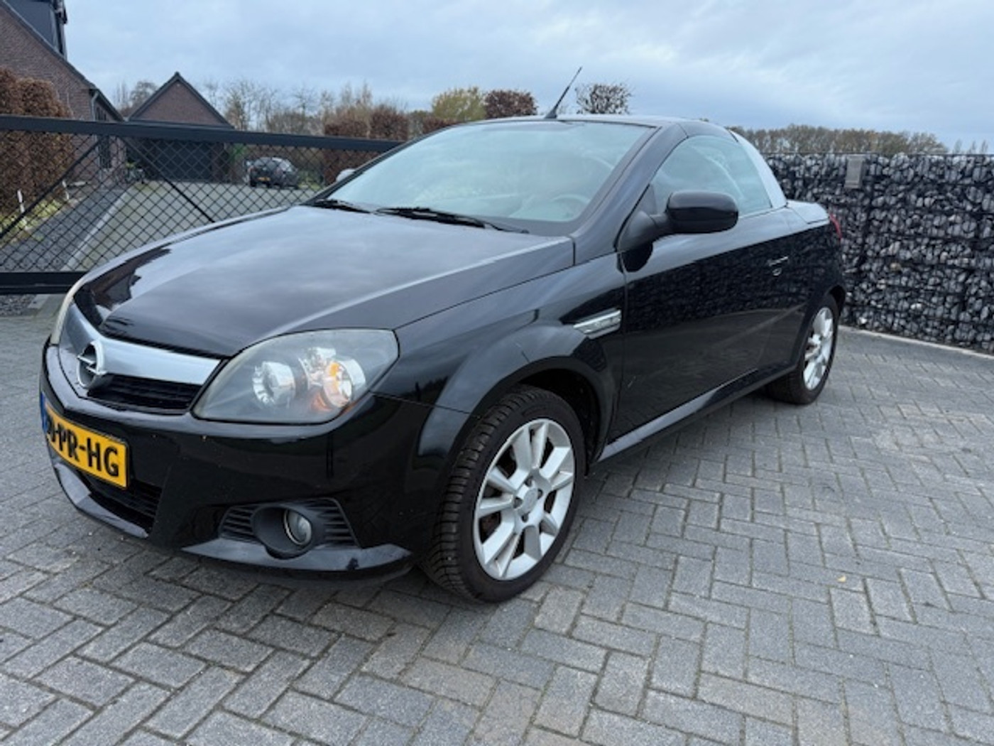Foto van Opel Tigra Twintop