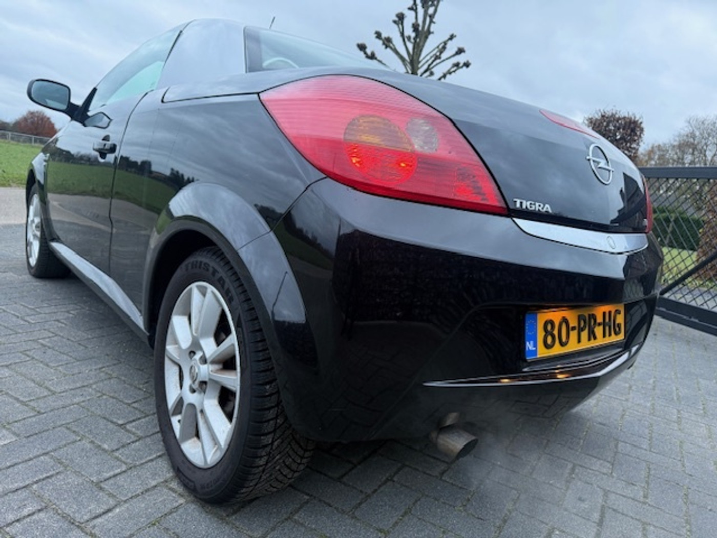 Foto van Opel Tigra Twintop
