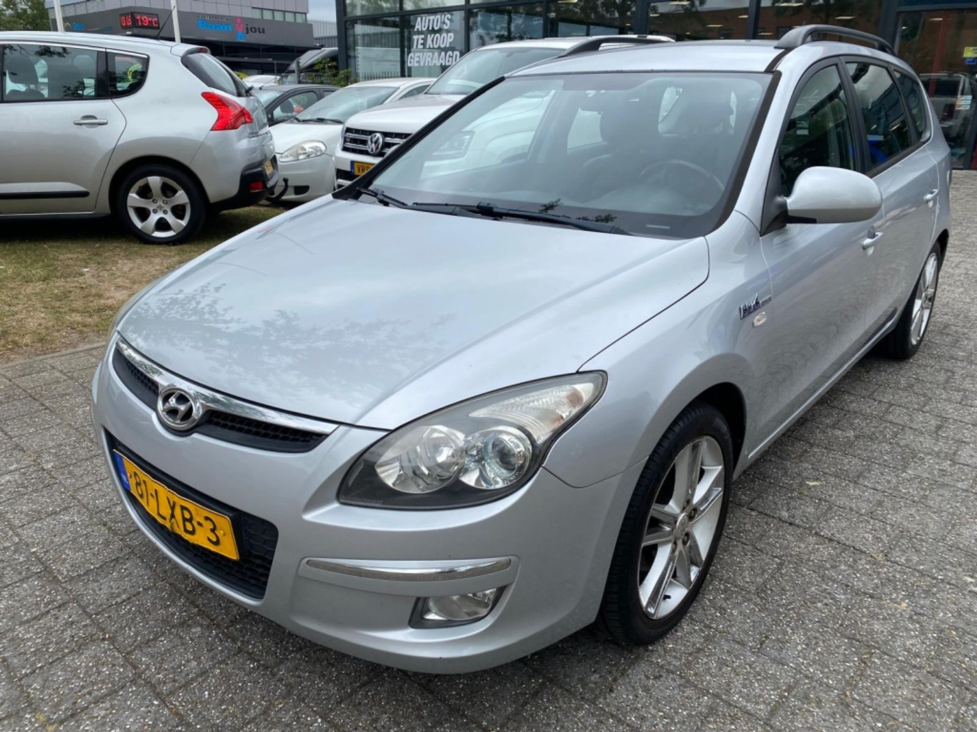 Hyundai I 30cw 1.6i Blue Dynamic NWAPK BJ 2010 !!! 2010 - voorkant