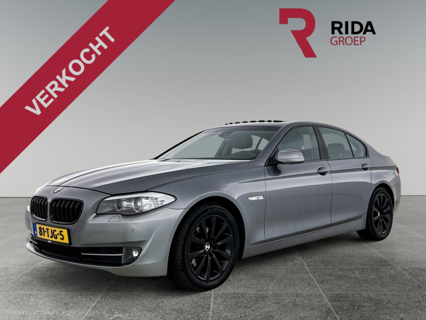 BMW 523i 523i High Executive | Schuif/Kanteldak | 2011 - voorkant