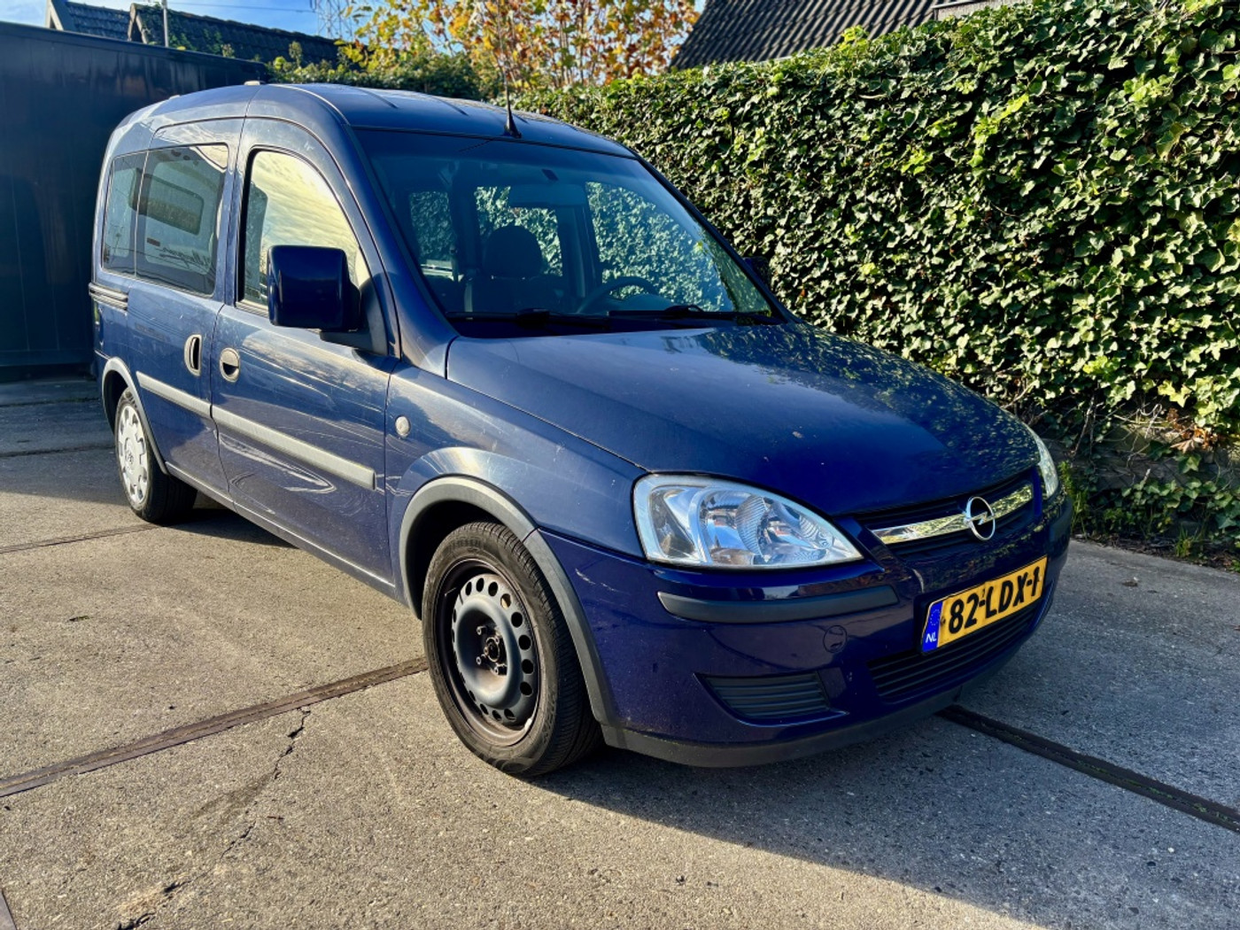 Opel Combo-c 1.4-16V Enjoy AIRCO!INRUILKOOPJE! 2010 - voorkant