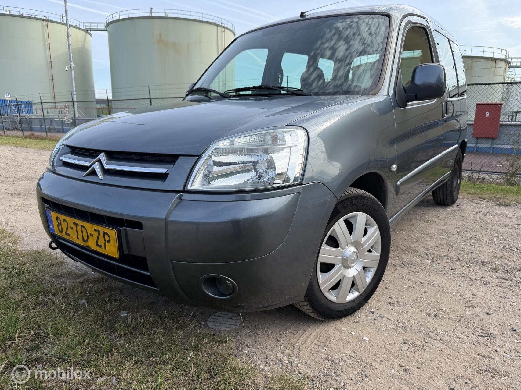 Citroen Berlingo 1.6i Multispace Caractère AC/Cruise 2006 - voorkant