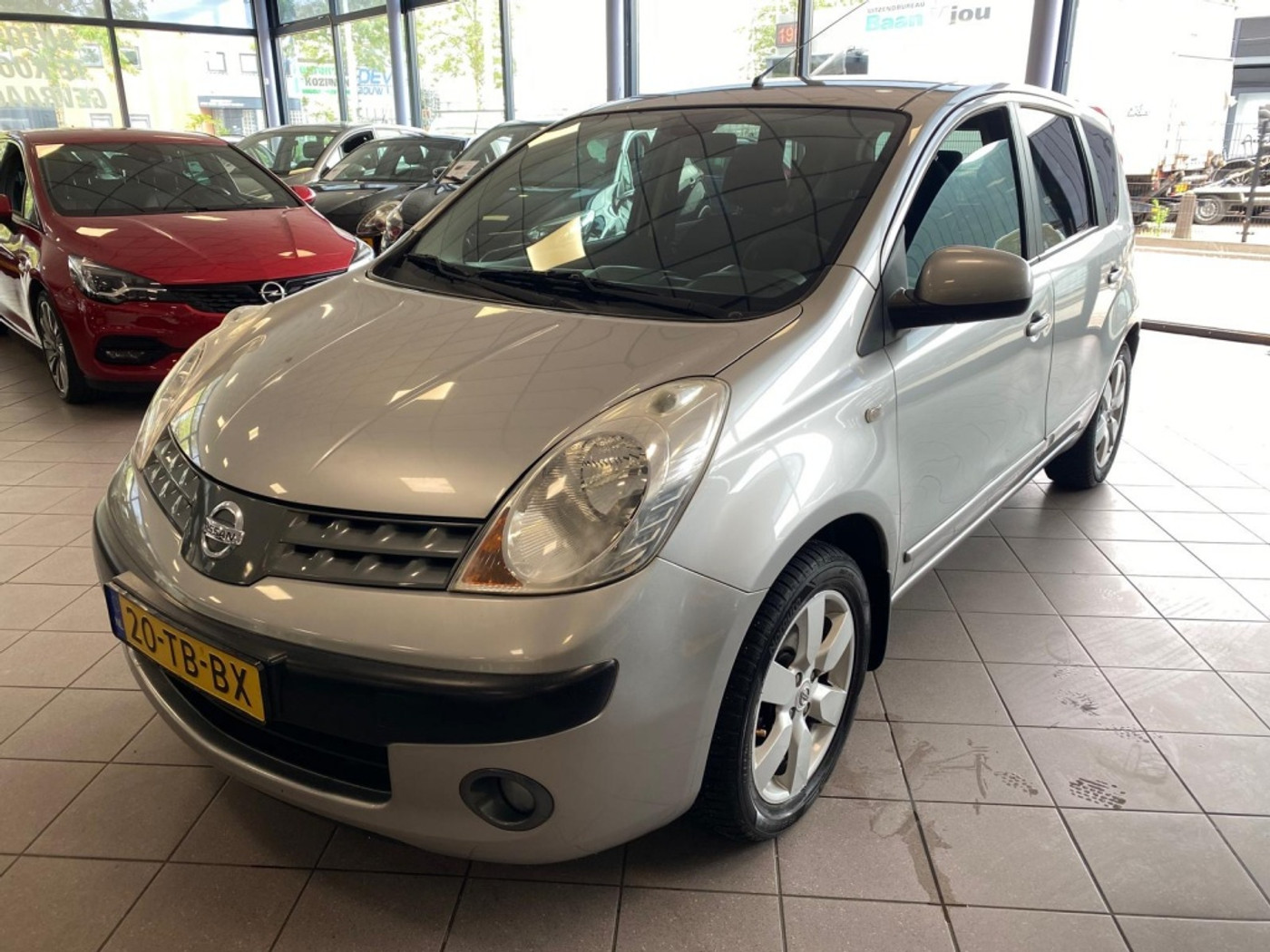 Nissan Nissan Note 1.6 First Note AIRCO NW APK BJ 2006 !!!! 2006 - voorkant
