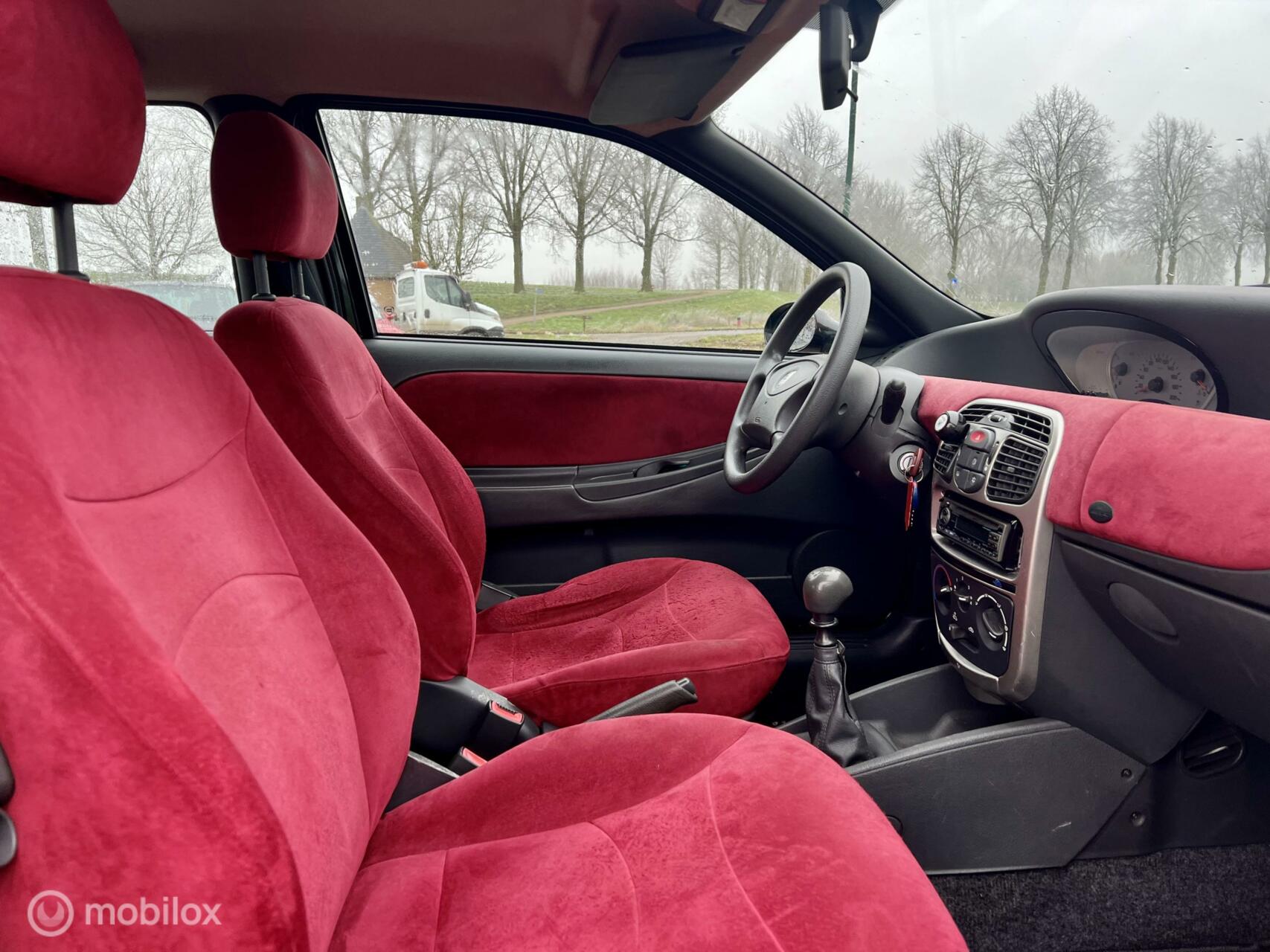 Foto van Lancia Ypsilon