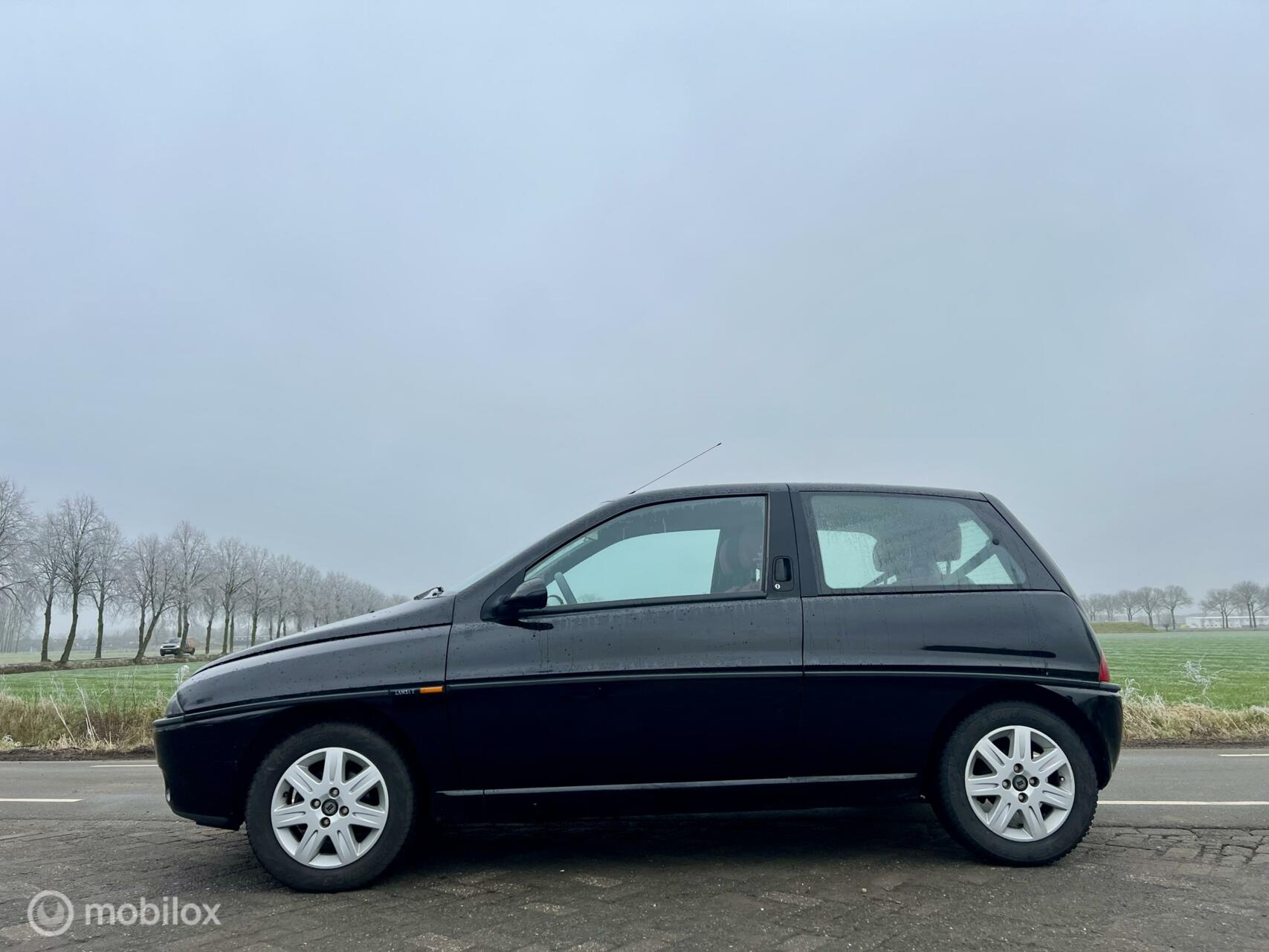 Foto van Lancia Ypsilon