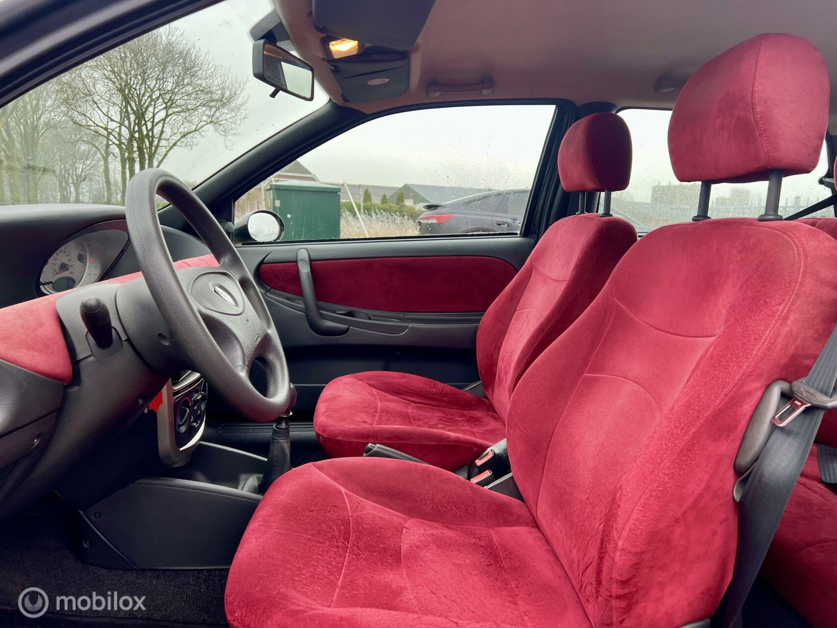 Foto van Lancia Ypsilon