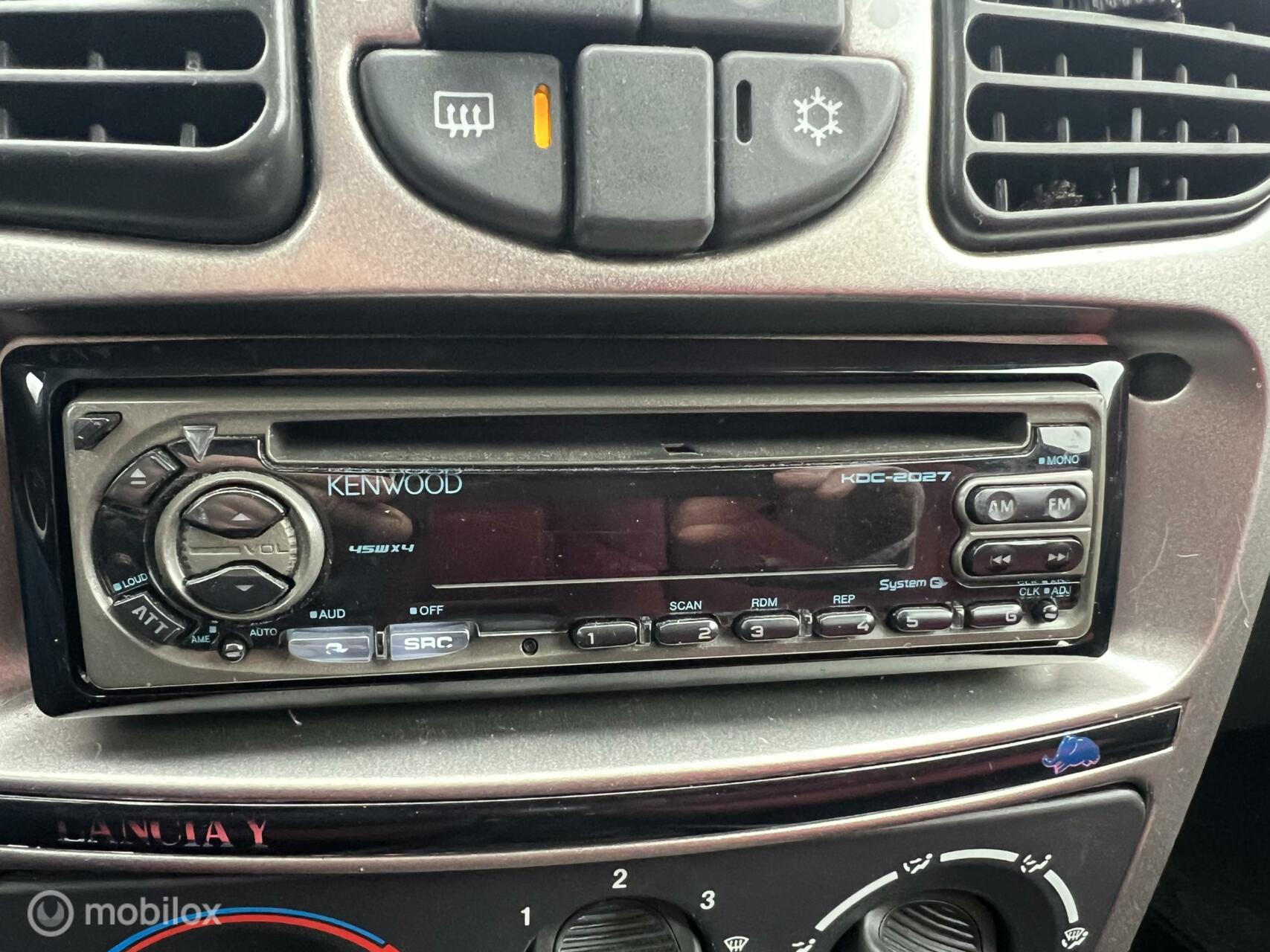 Foto van Lancia Ypsilon