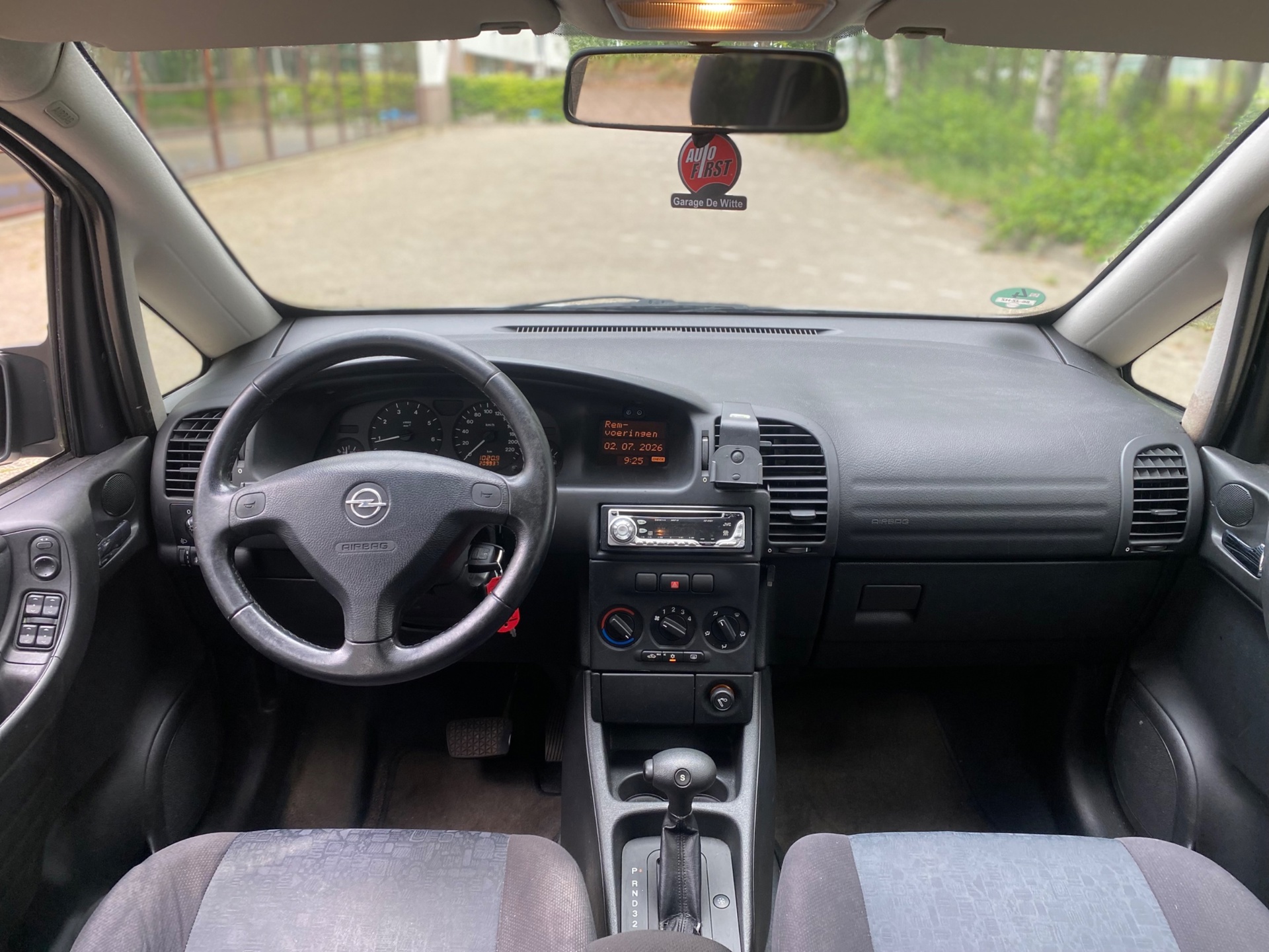 Foto van Opel Zafira-a