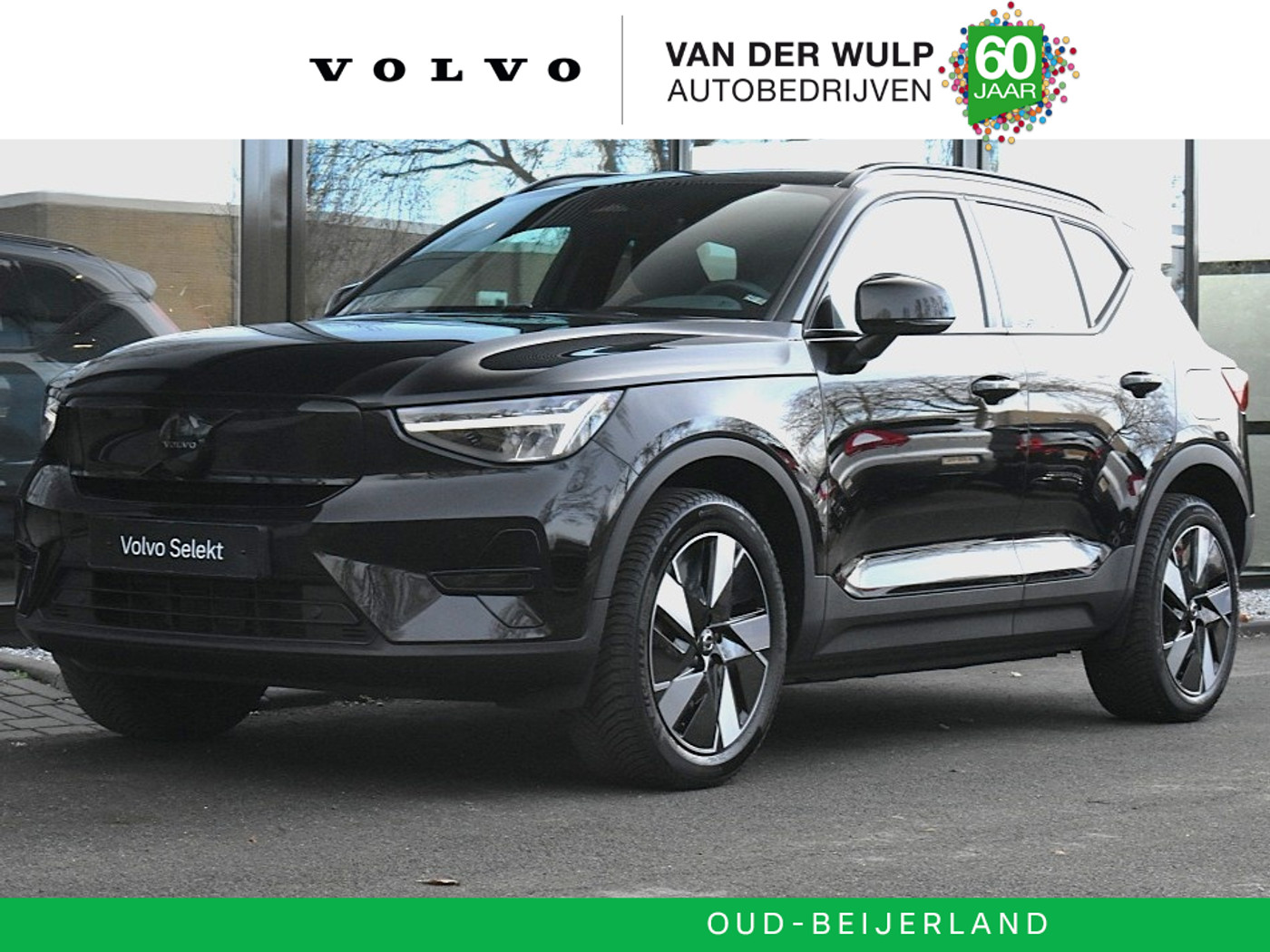Volvo XC40 Extended Range Plus 252pk/82kWh | Getint Glas | Climate | Camera 2024 - voorkant
