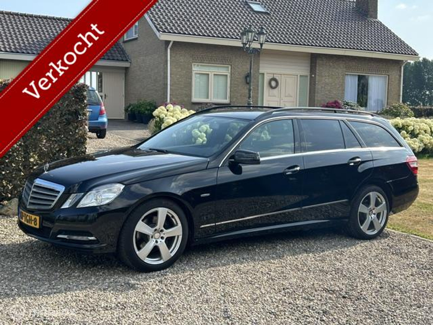 Mercedes-Benz E 200 200 CGI EDITION SPORT/NAVI/CLIMA 2012 - voorkant