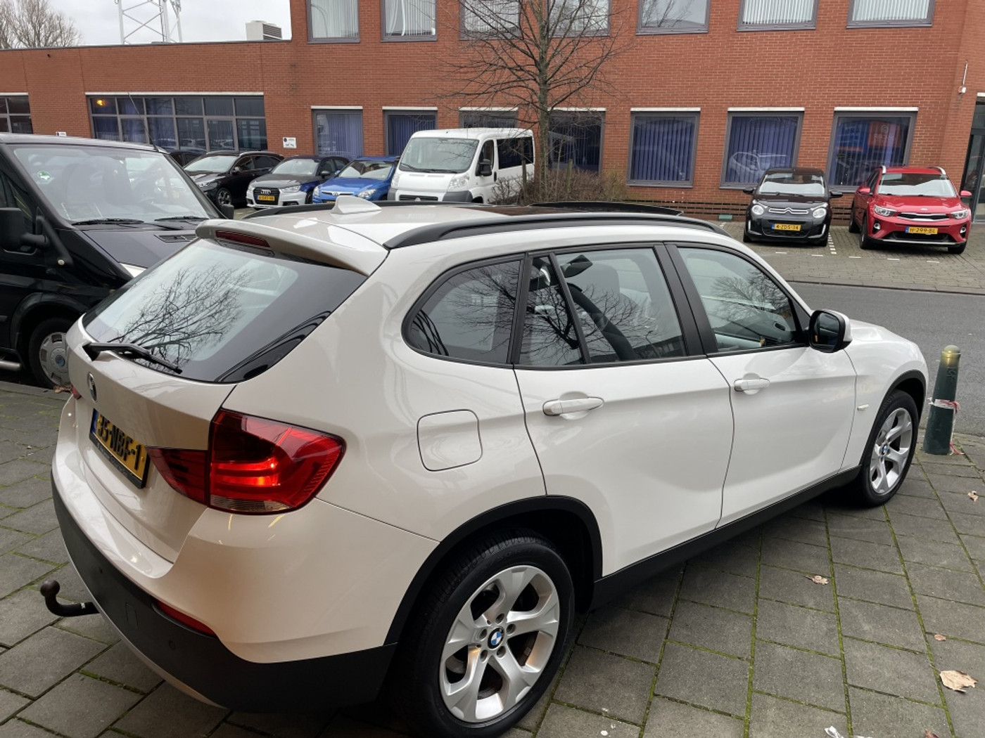 Foto van BMW X1 sDrive 18i