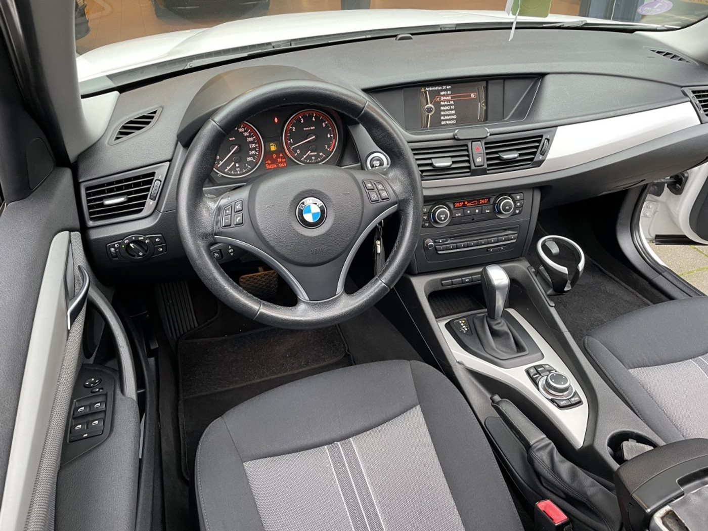 Foto van BMW X1 sDrive 18i