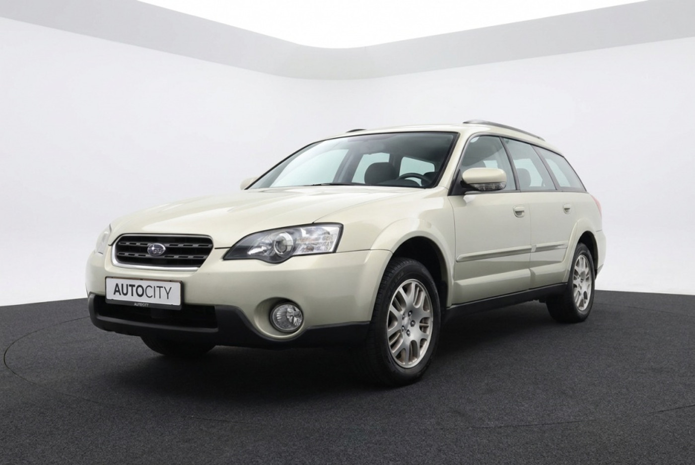 Subaru Legacy 2.5i Trekhaak 4WD 2006 - voorkant