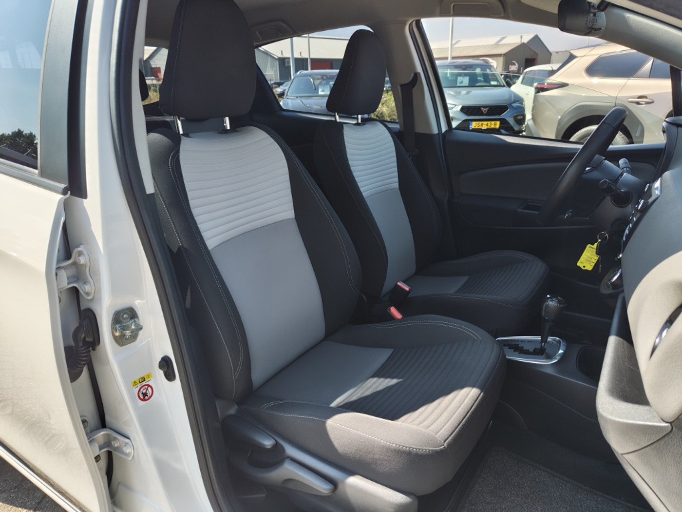 Foto van Toyota Toyota Yaris Hybrid
