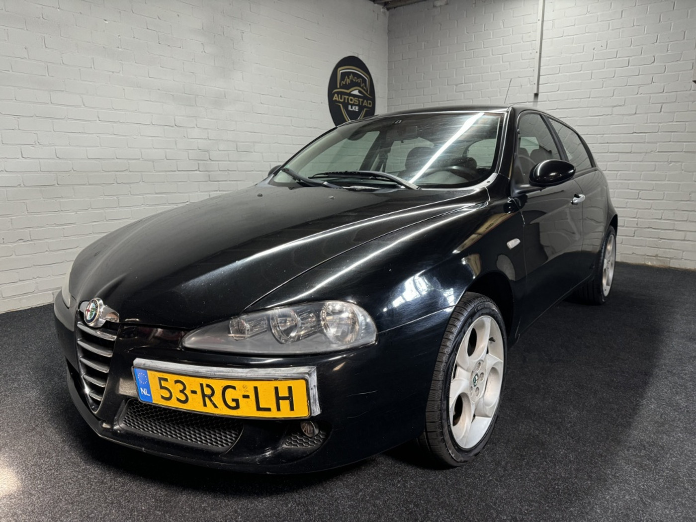 Alfa Romeo Alfa Romeo 147 1.6 TS Veloce Dist. 2005 - voorkant