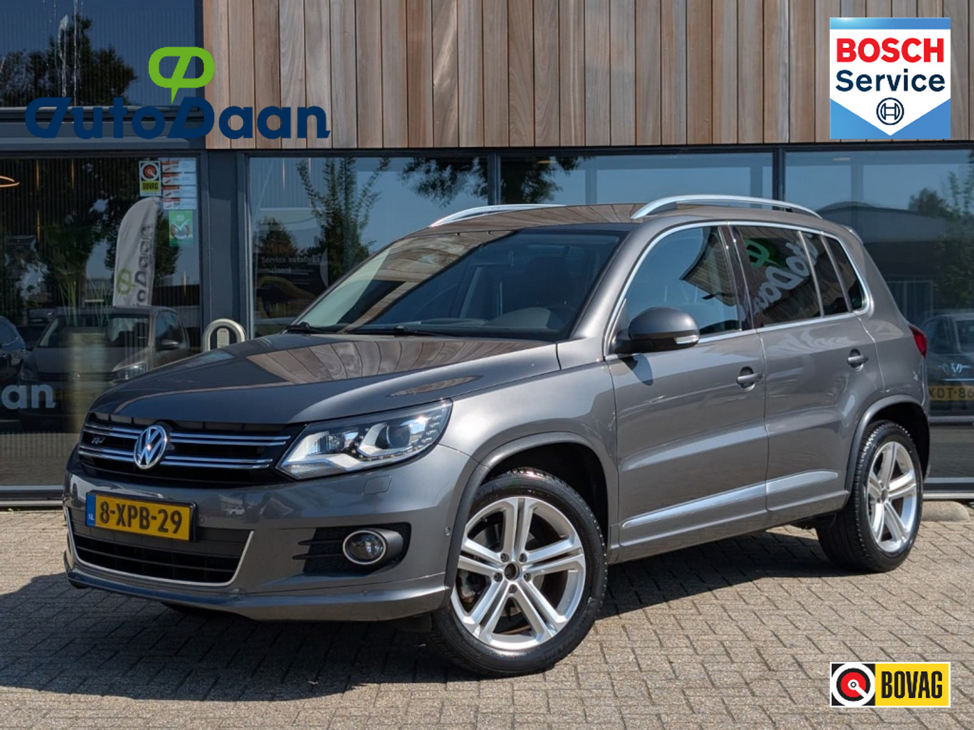 Volkswagen Tiguan 1.4 TSI R-Line Edition | Xenon | Stoelverwarming 2014 - voorkant