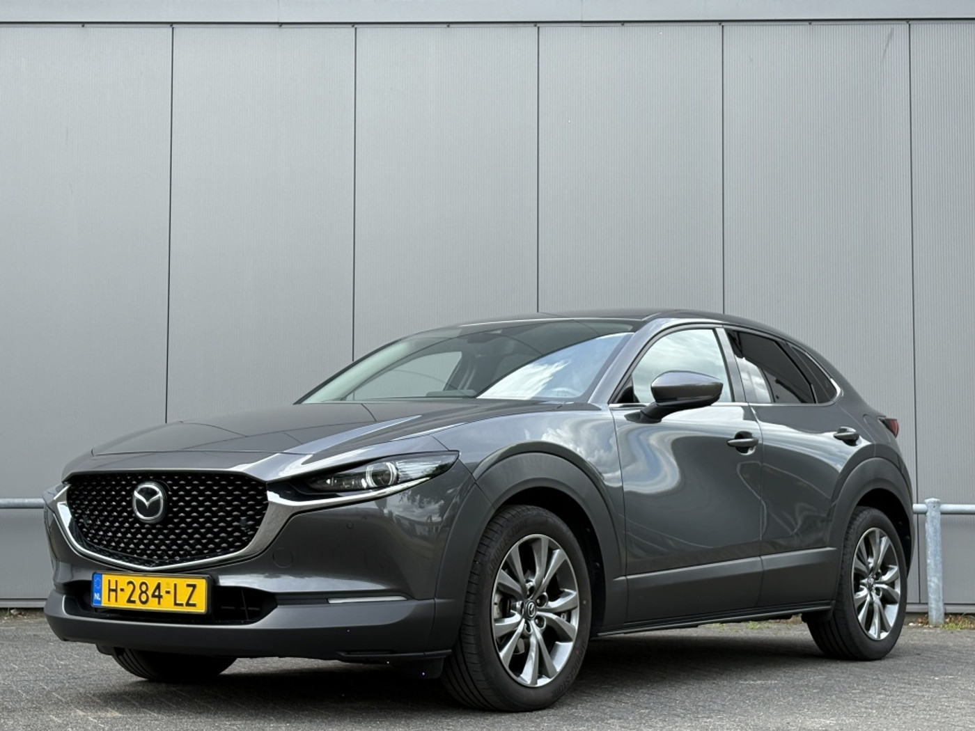 Mazda Cx-30 2.0 e-SkyActiv-X M Hybrid Luxury 2020 - voorkant