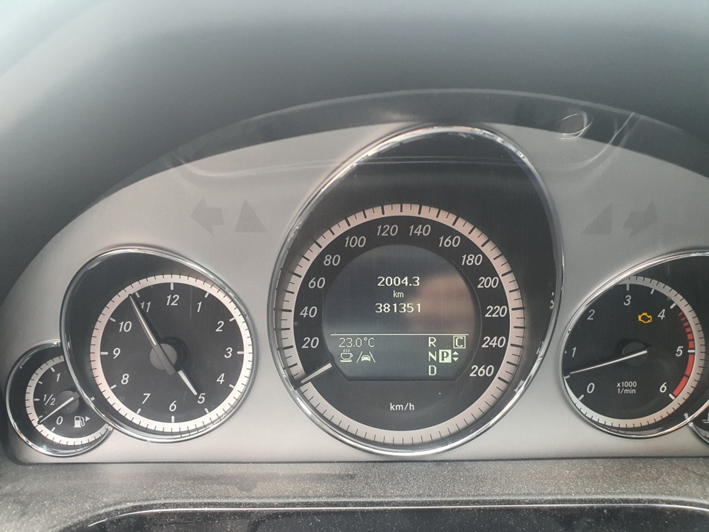 Foto van Mercedes-Benz E 350 CDI