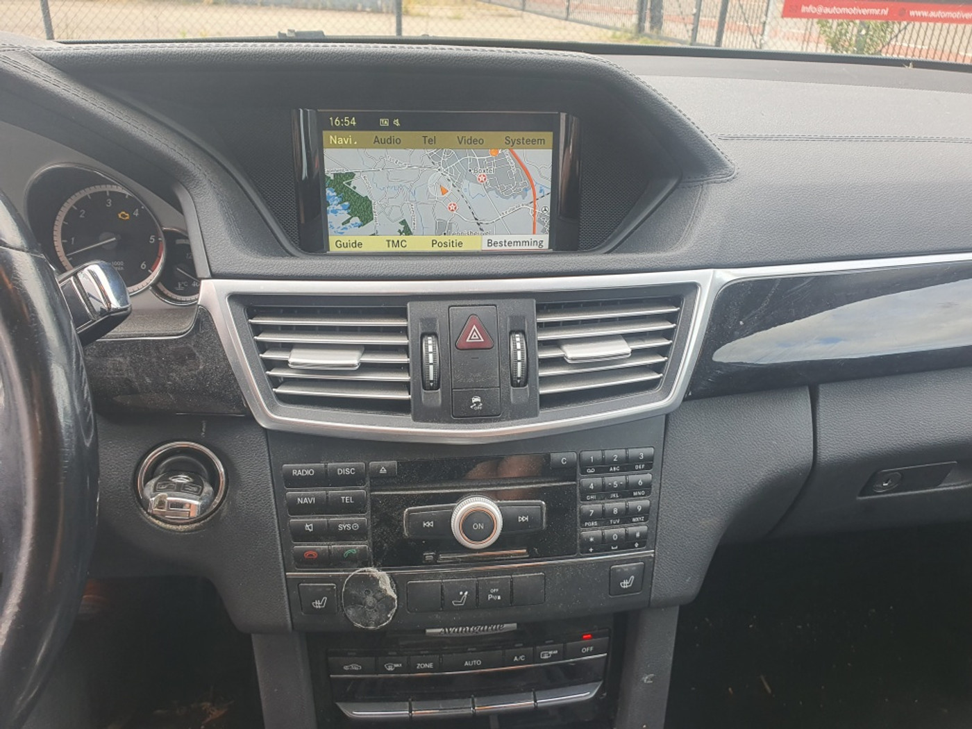 Foto van Mercedes-Benz E 350 CDI