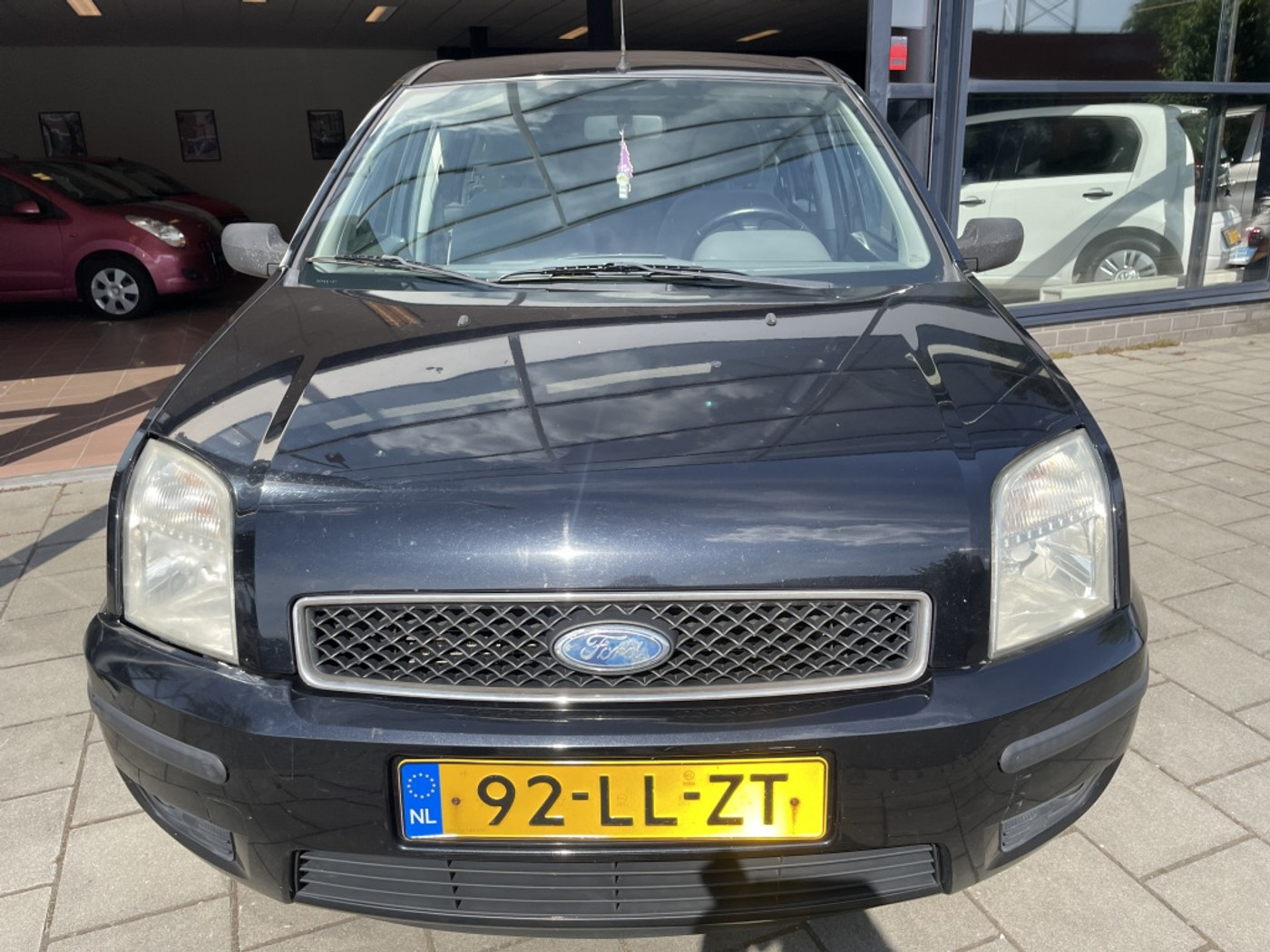 Ford Fusion 1.4-16V Luxury 2003 - voorkant