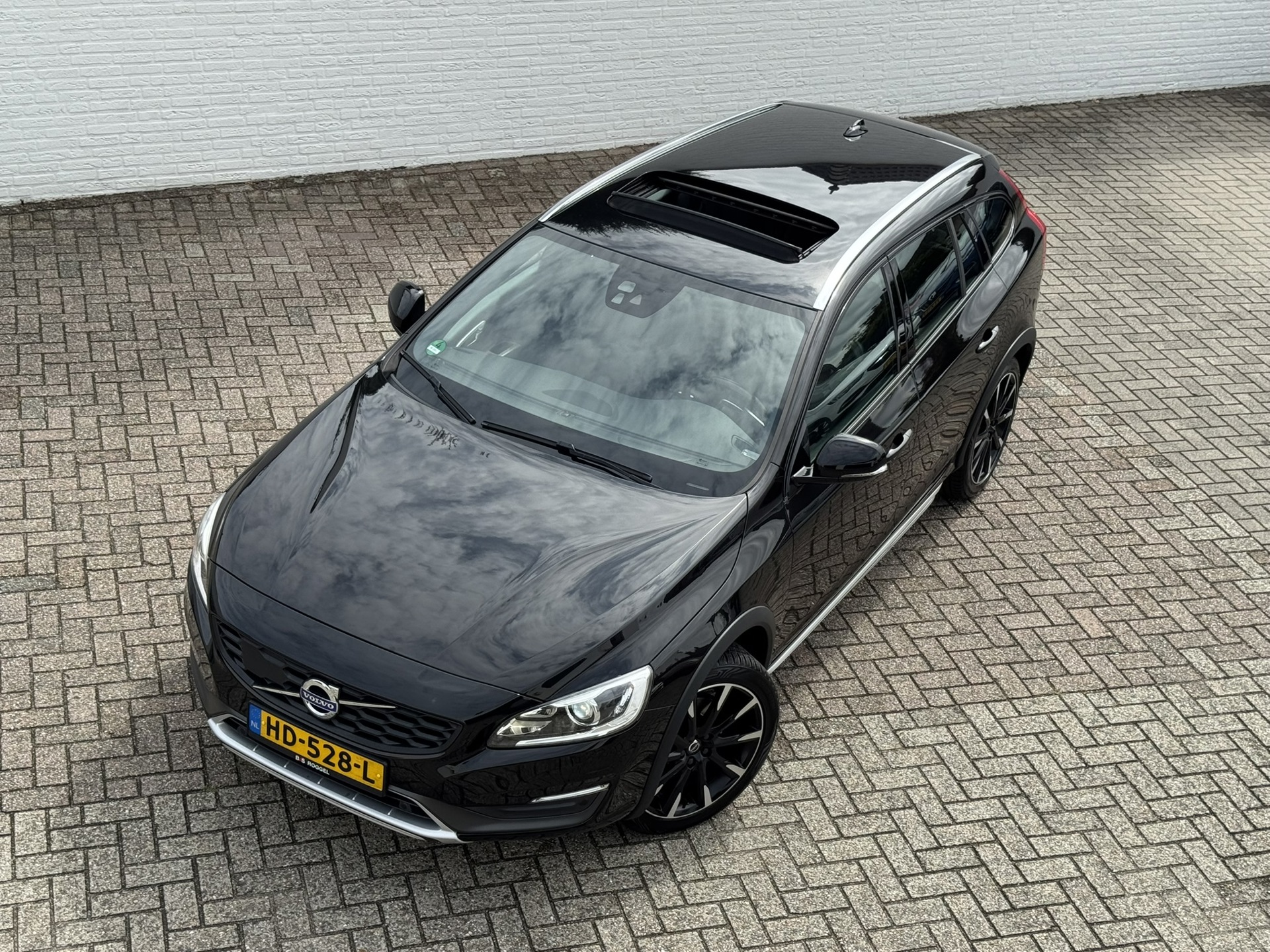 Foto van Volvo V60 Cross Country