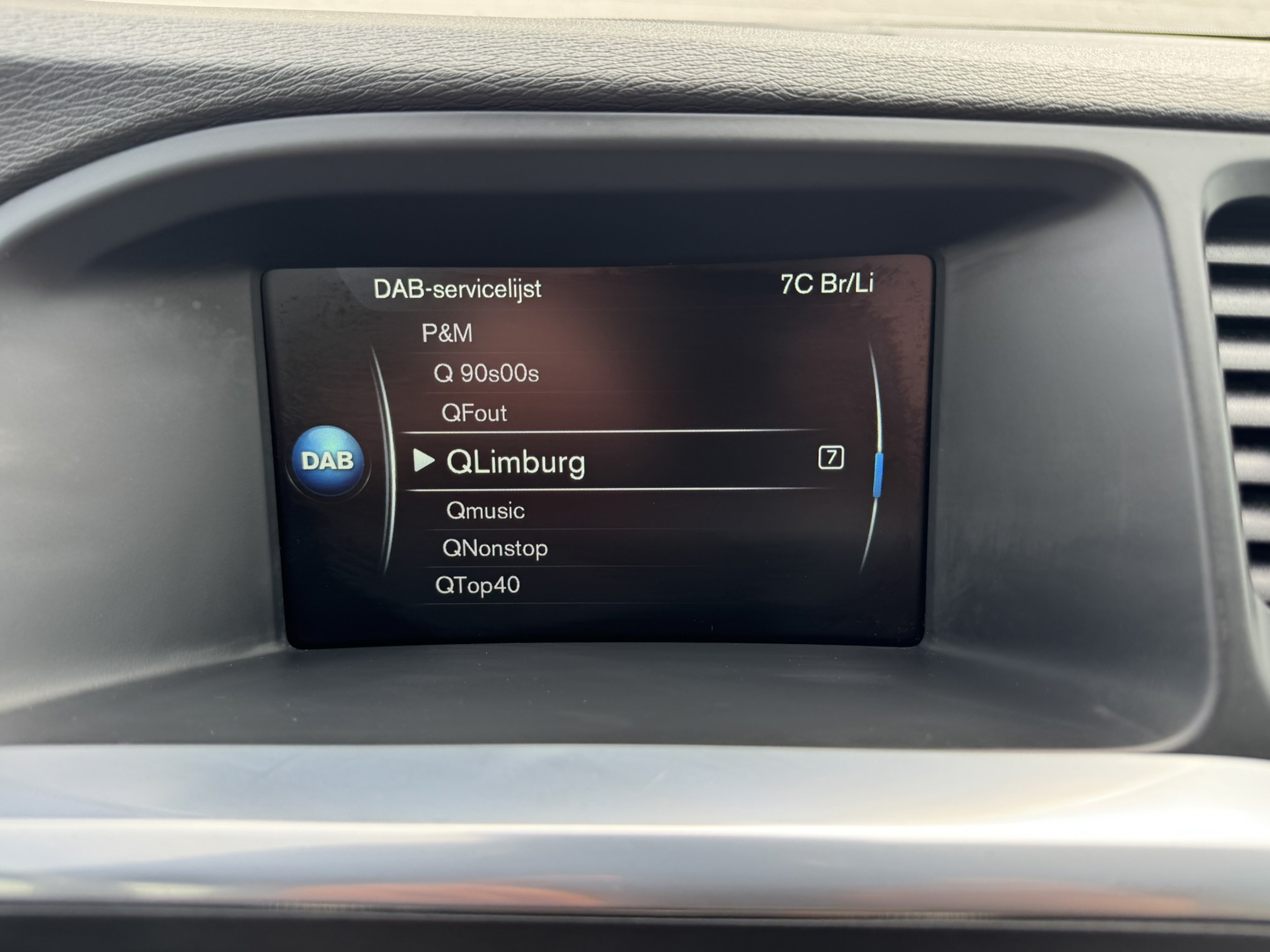 Foto van Volvo V60 Cross Country
