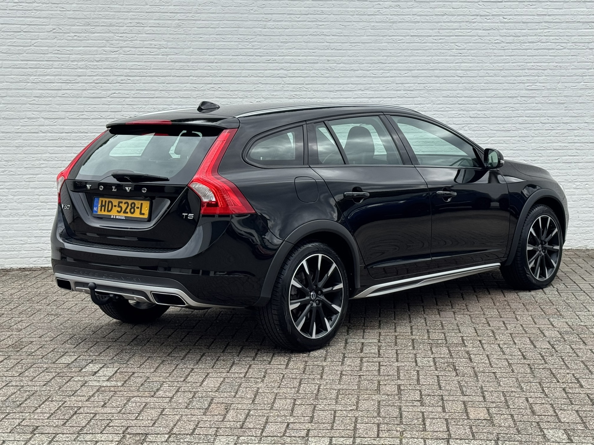 Foto van Volvo V60 Cross Country