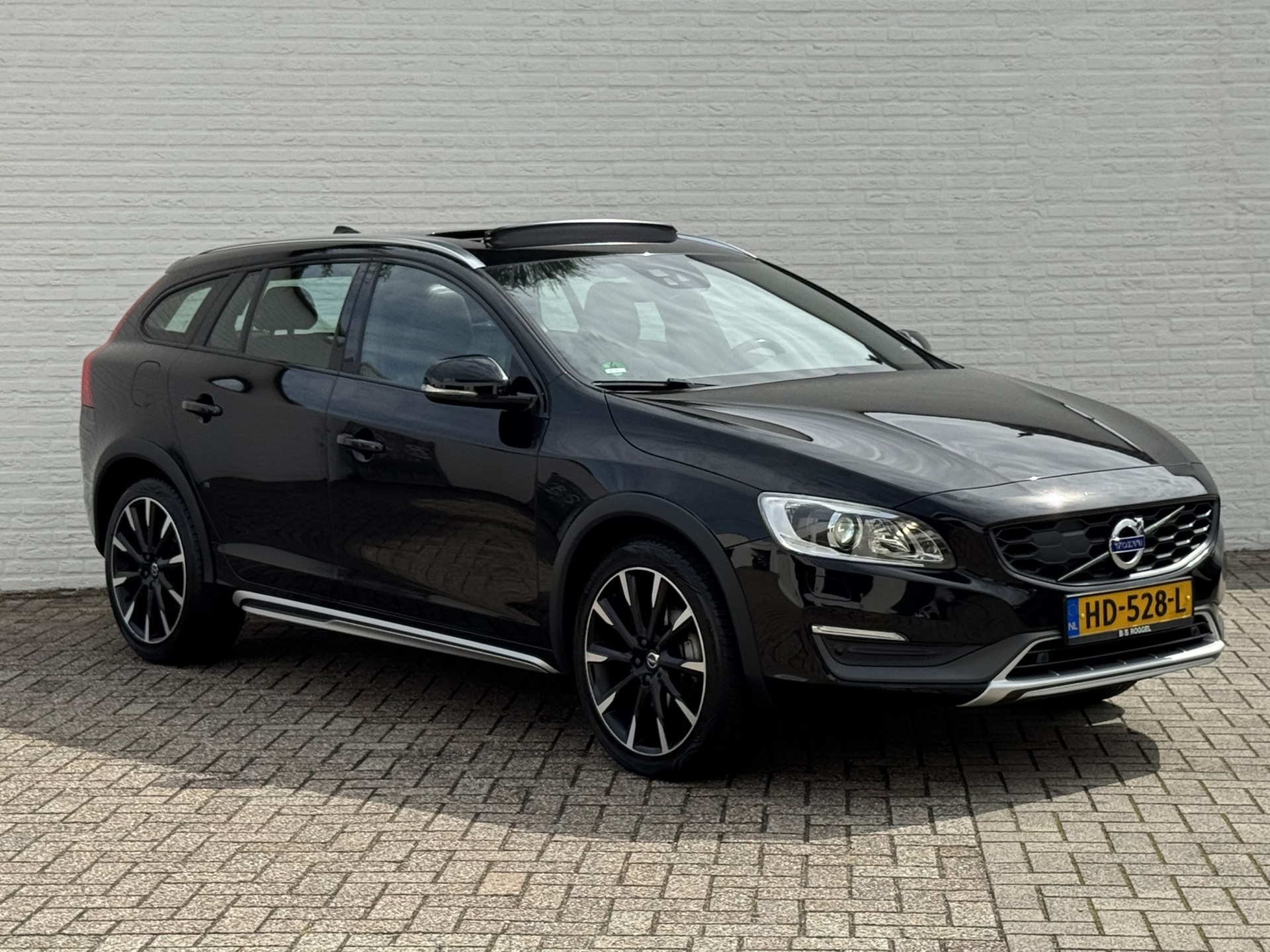 Foto van Volvo V60 Cross Country