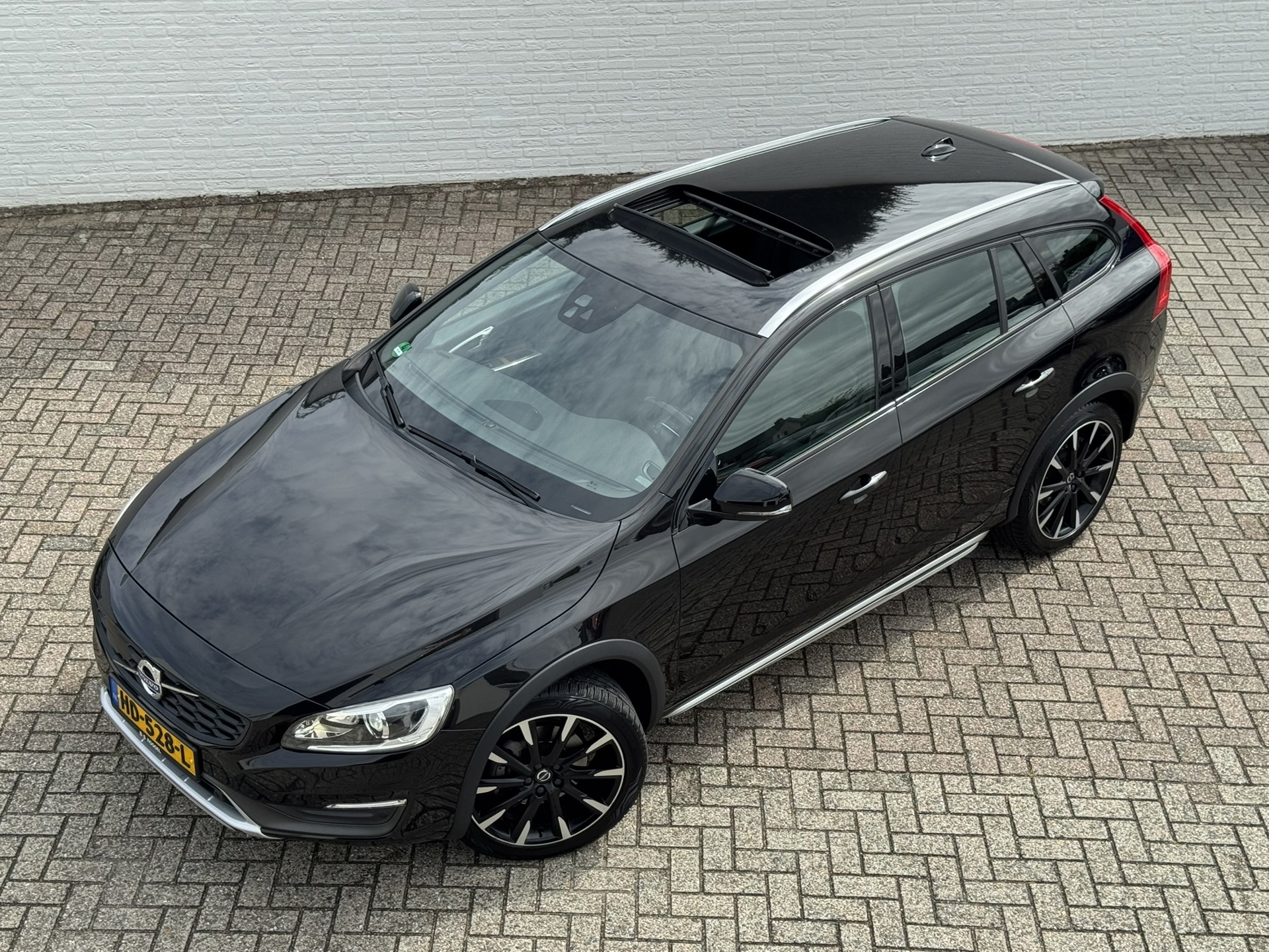 Foto van Volvo V60 Cross Country