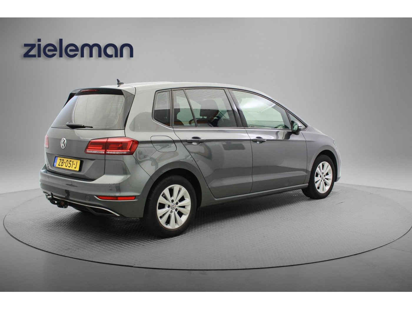 Foto van Volkswagen Golf Sportsvan
