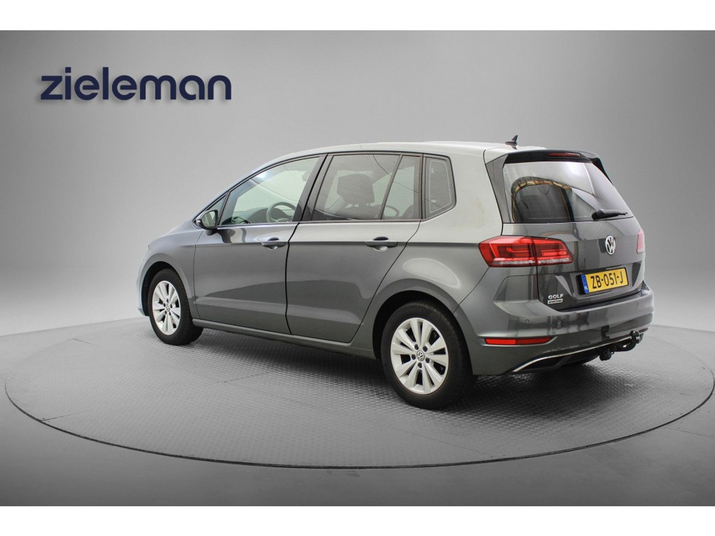 Foto van Volkswagen Golf Sportsvan