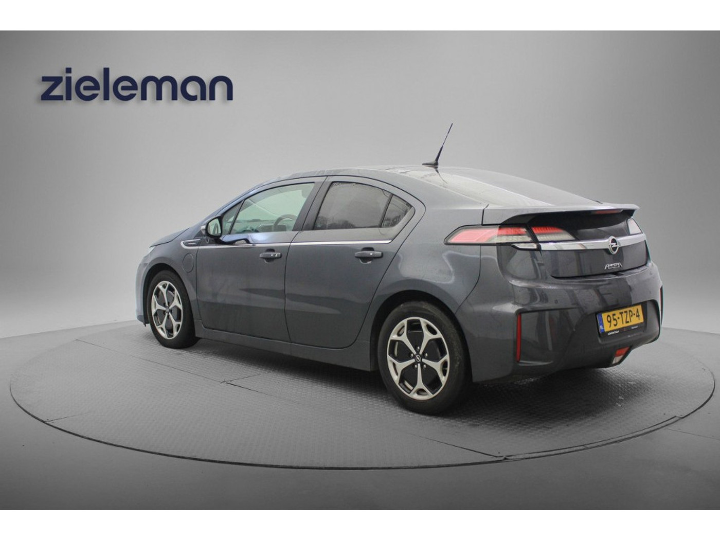 Foto van Opel Ampera