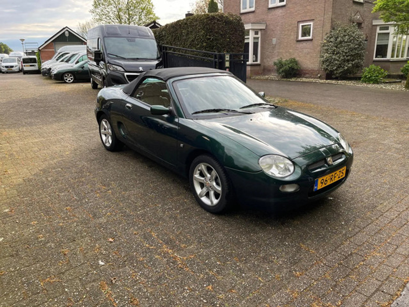 Foto van MG MGF