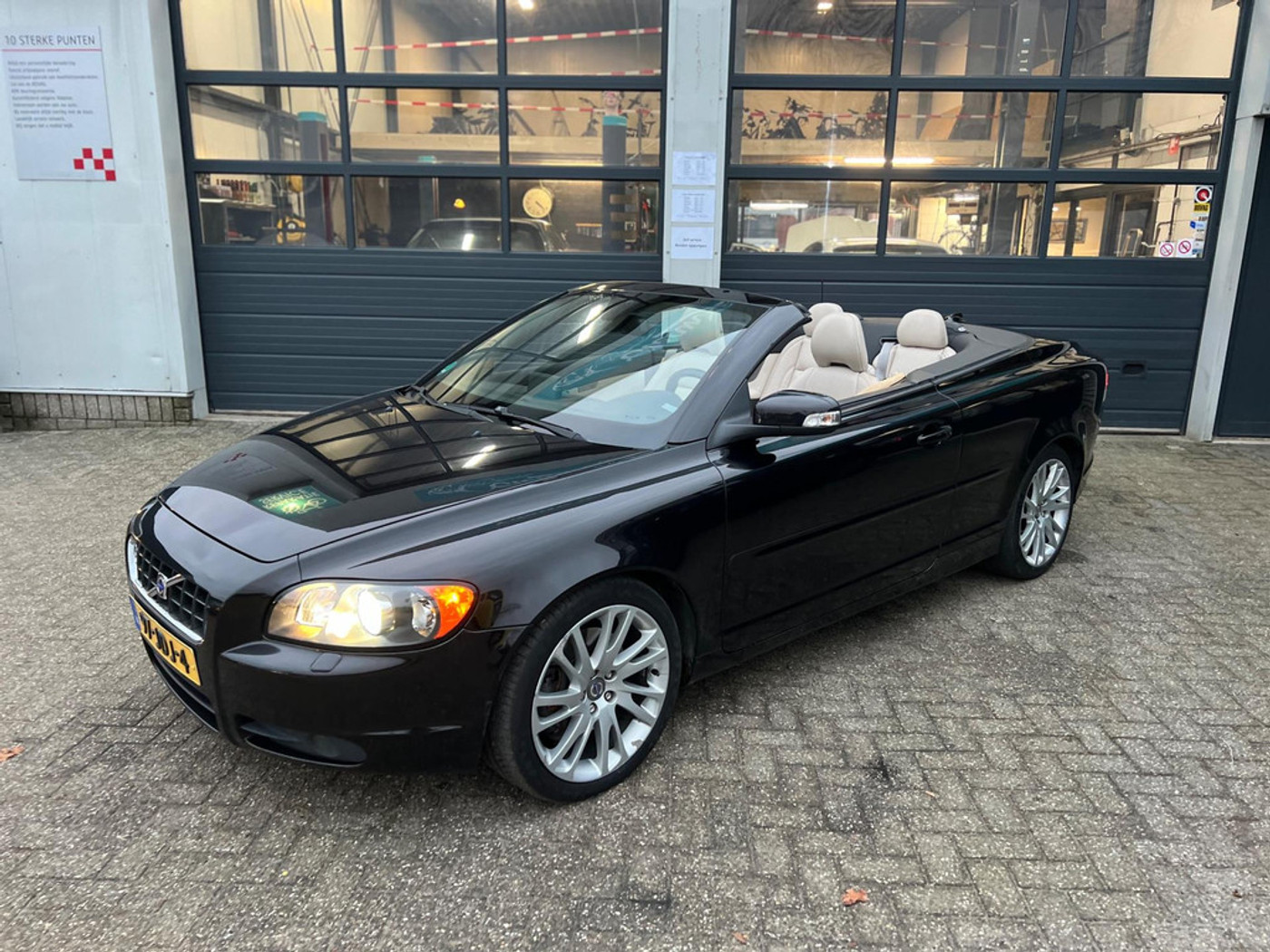 Foto van Volvo C70